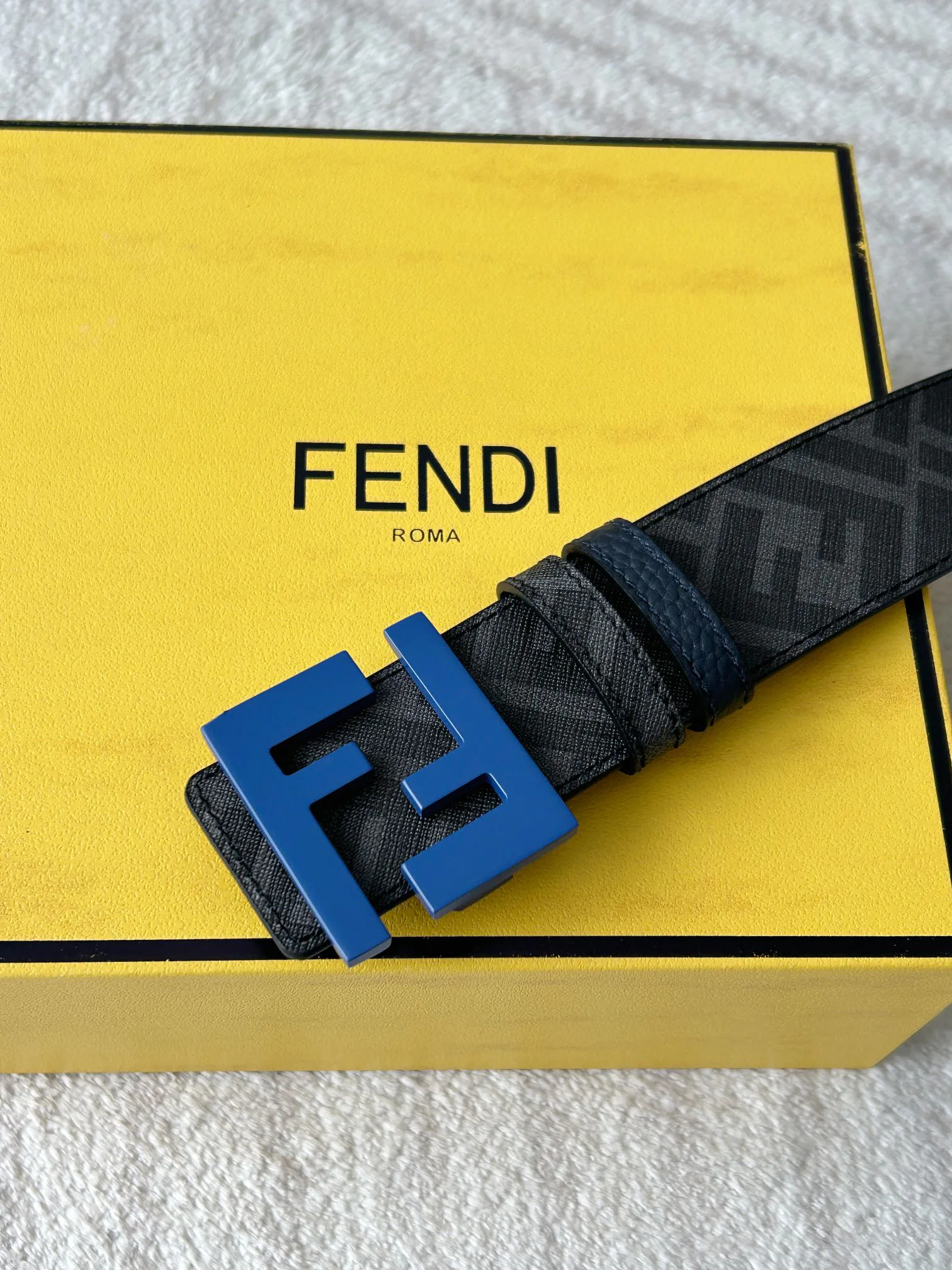 Ремни Fendi 11704489
