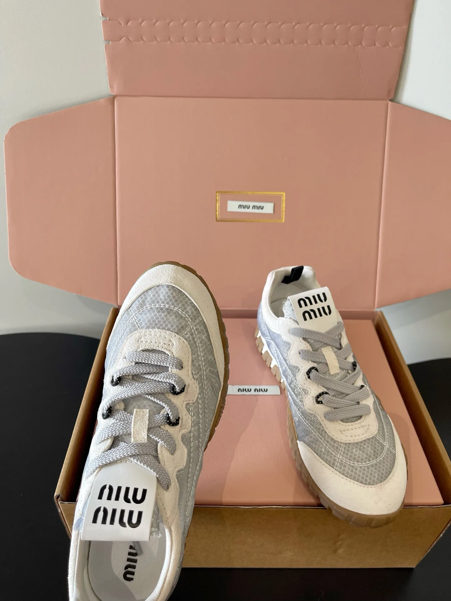 Кроссовки Женские Miu Miu 17920441