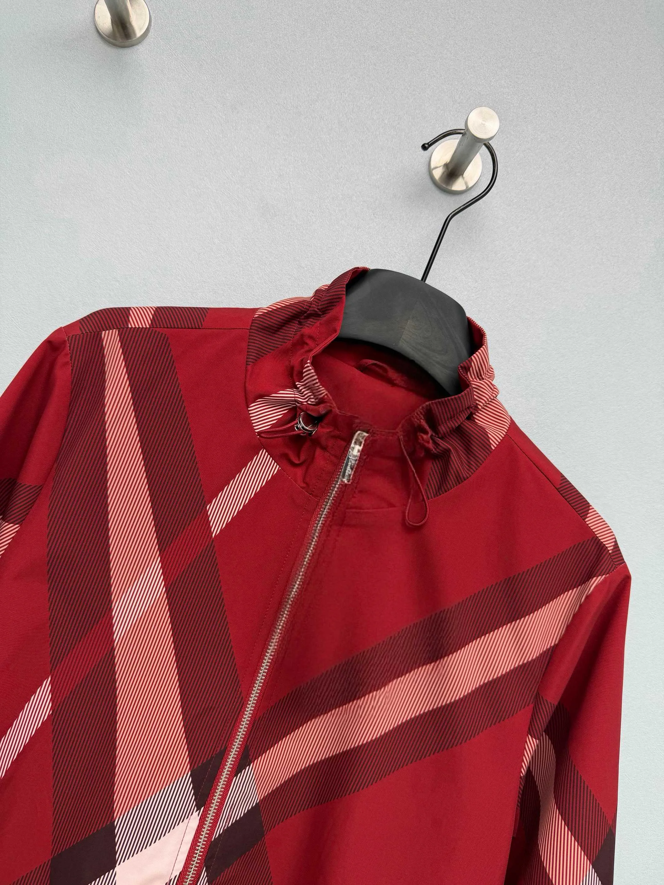 Куртки И Пуховики Женские Burberry 18512947