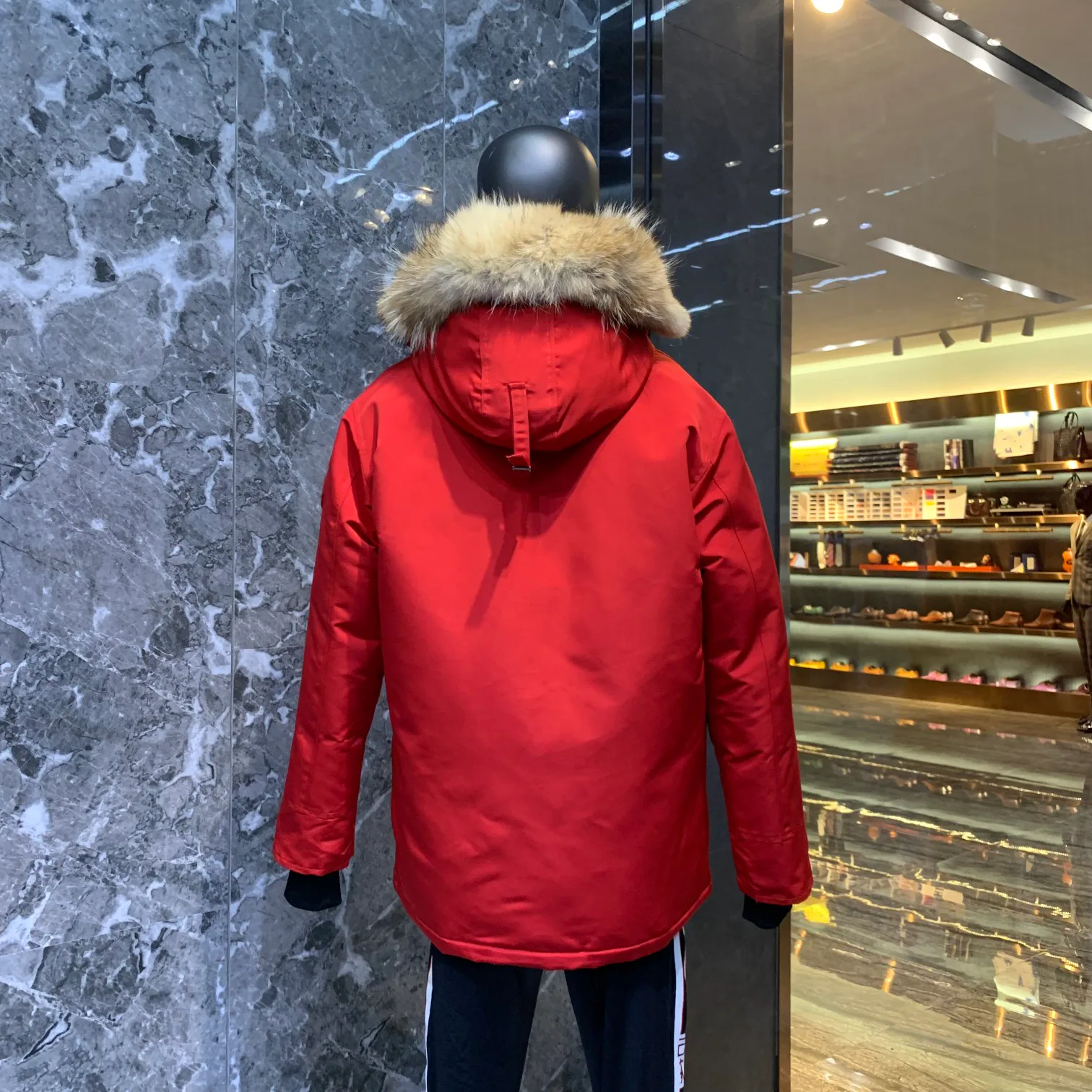 Куртки И Пуховики Мужские Canada Goose 64124
