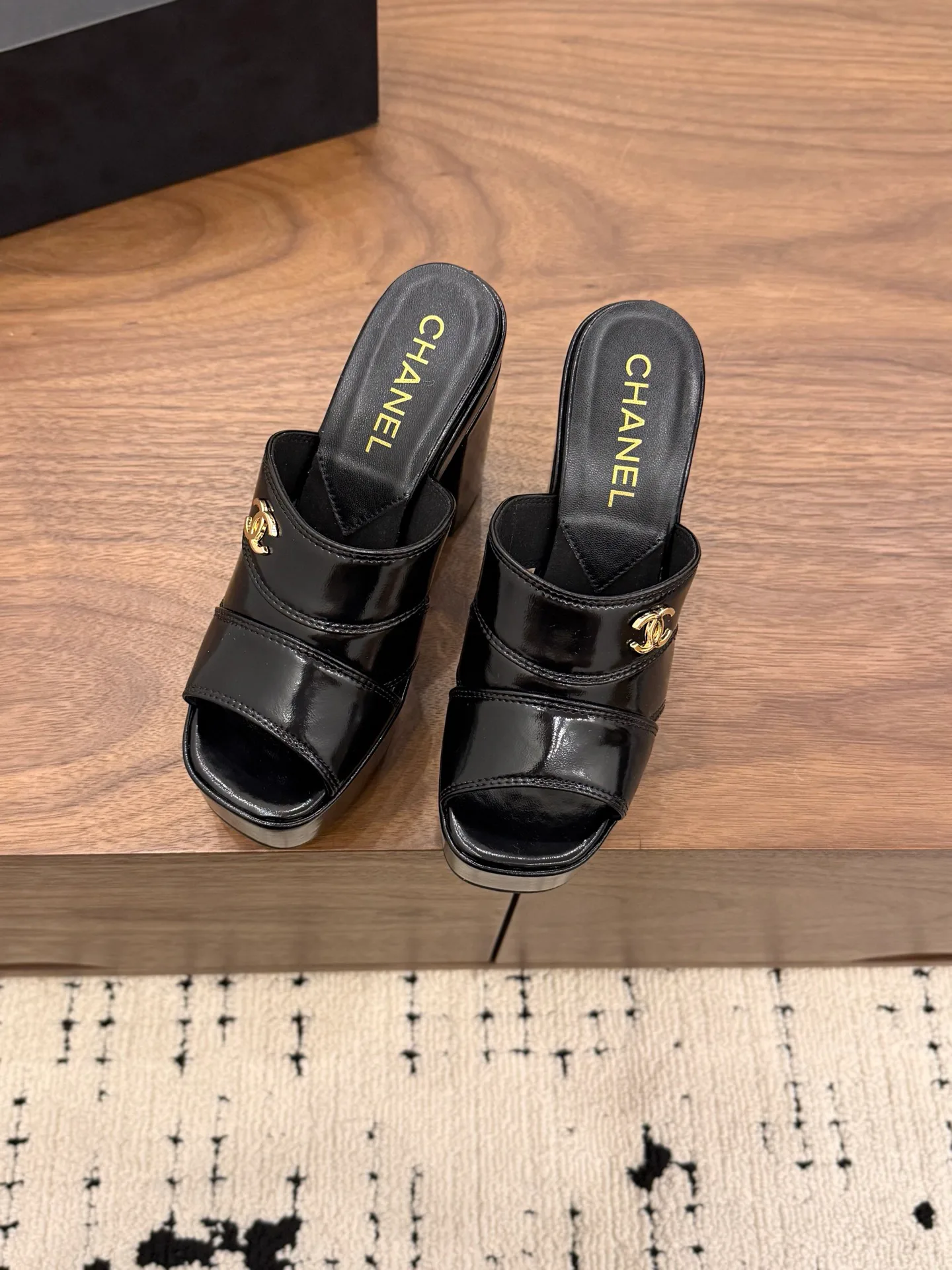 Туфли Женские Chanel 11756760