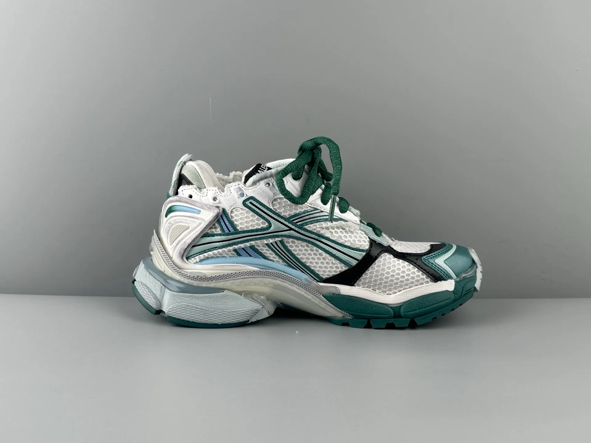 Кроссовки Женские Balenciaga 11216274