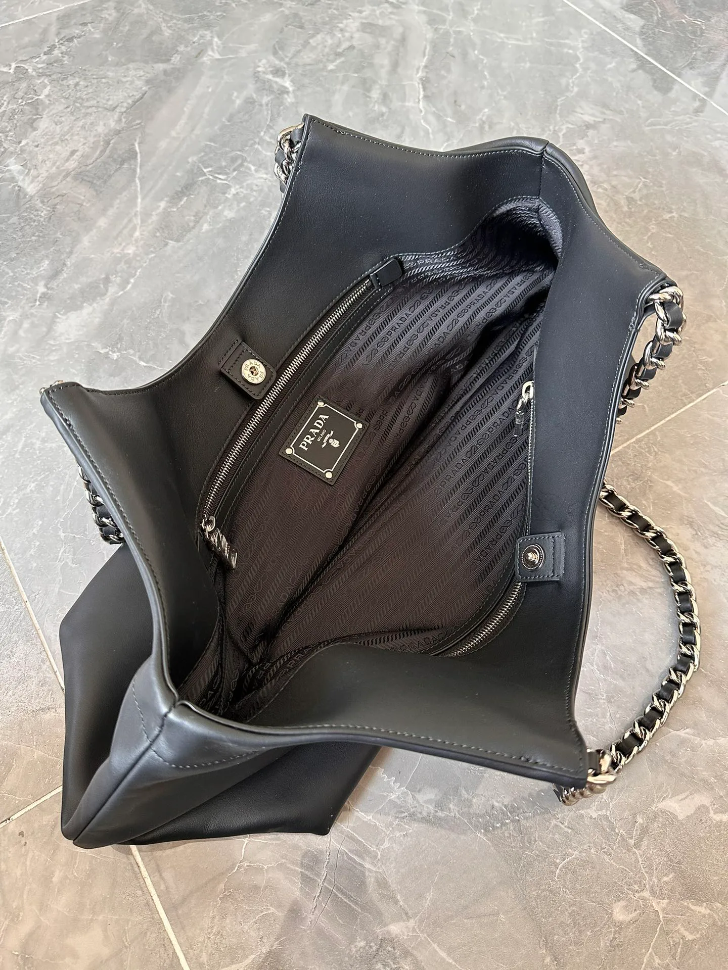 Классические Сумки Женские Prada 11480453