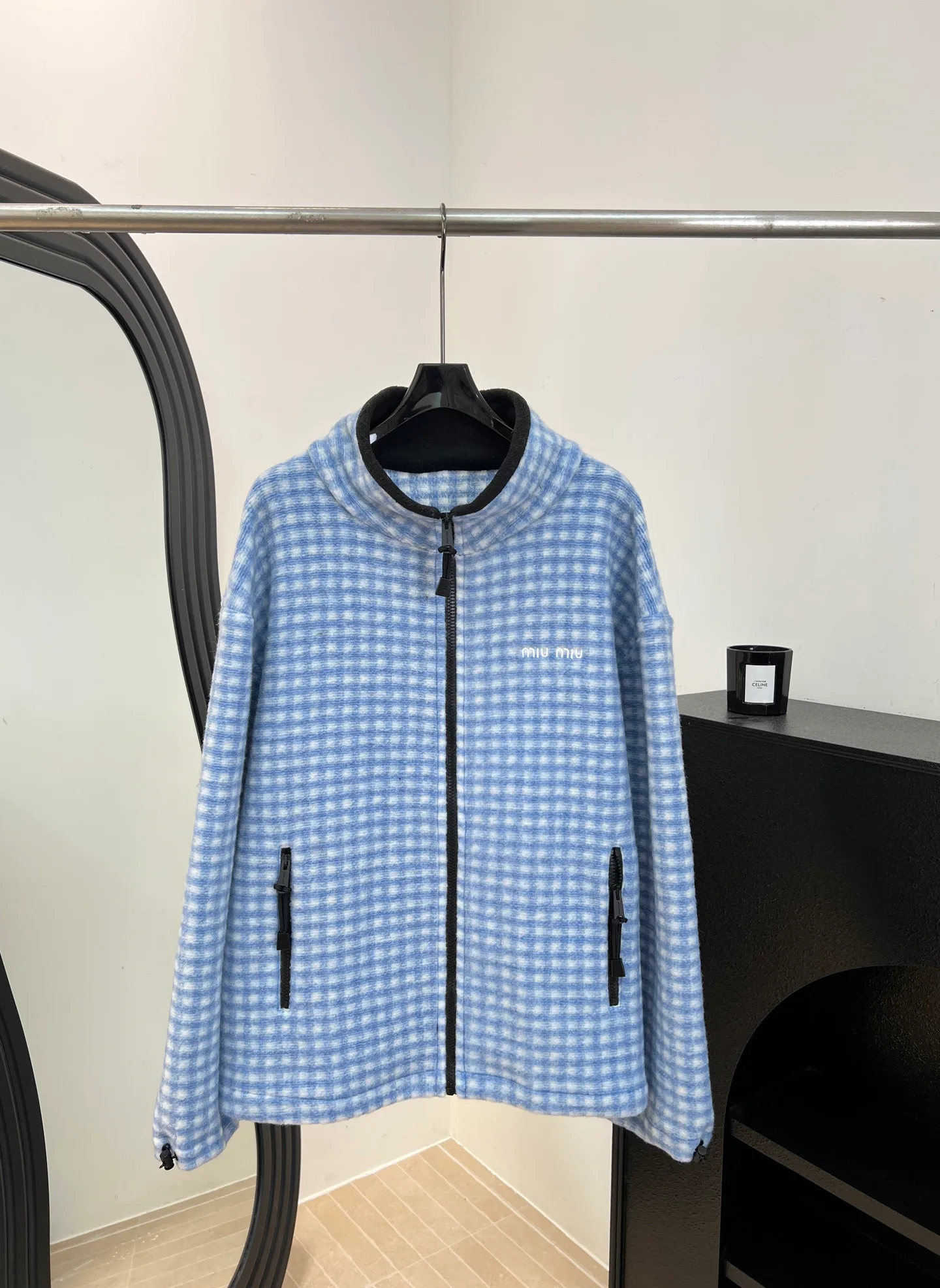 Куртки И Пуховики Женские Miu Miu 18149370