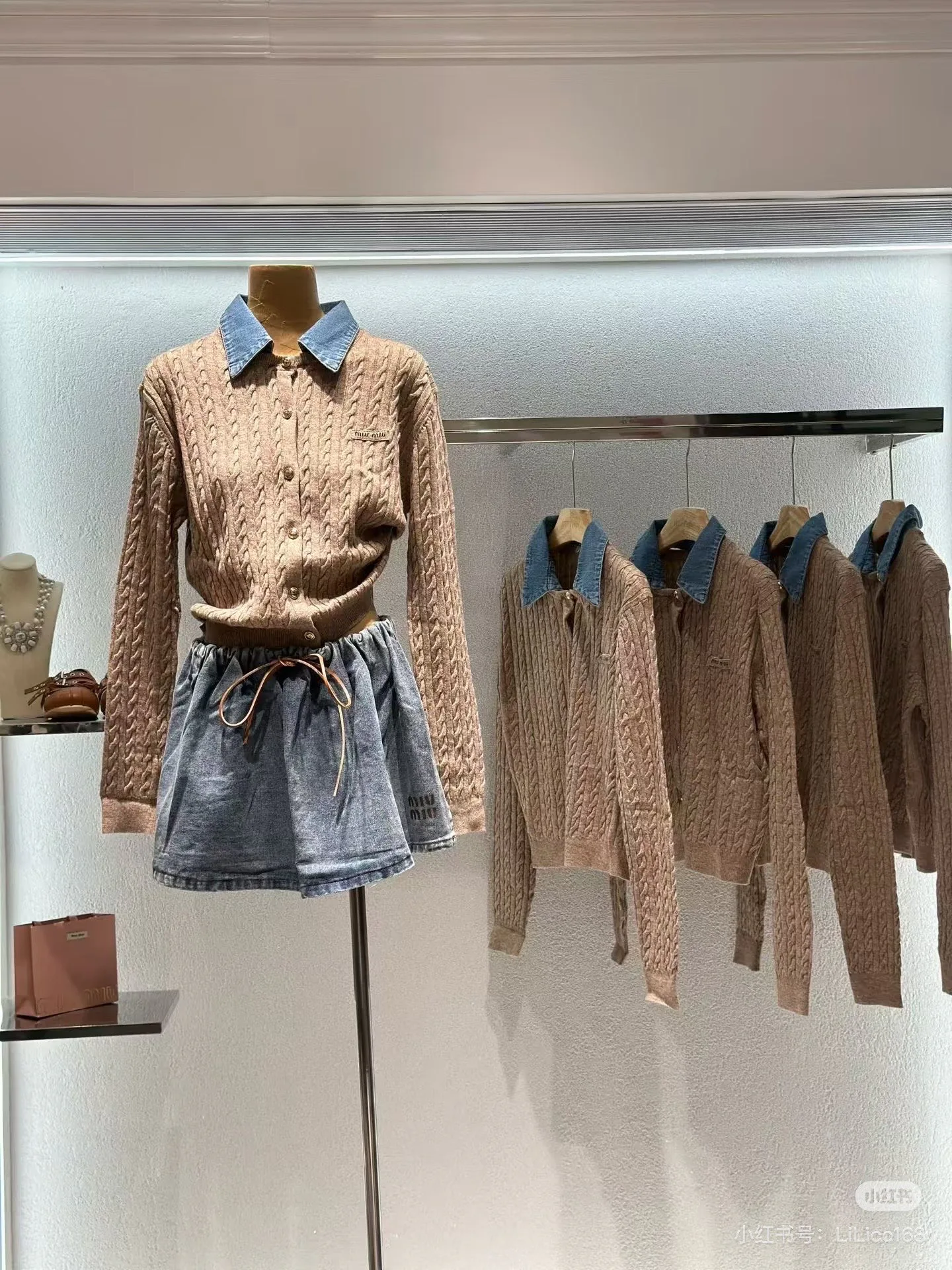 Джемперы И Свитеры Женские Miu Miu 18131465