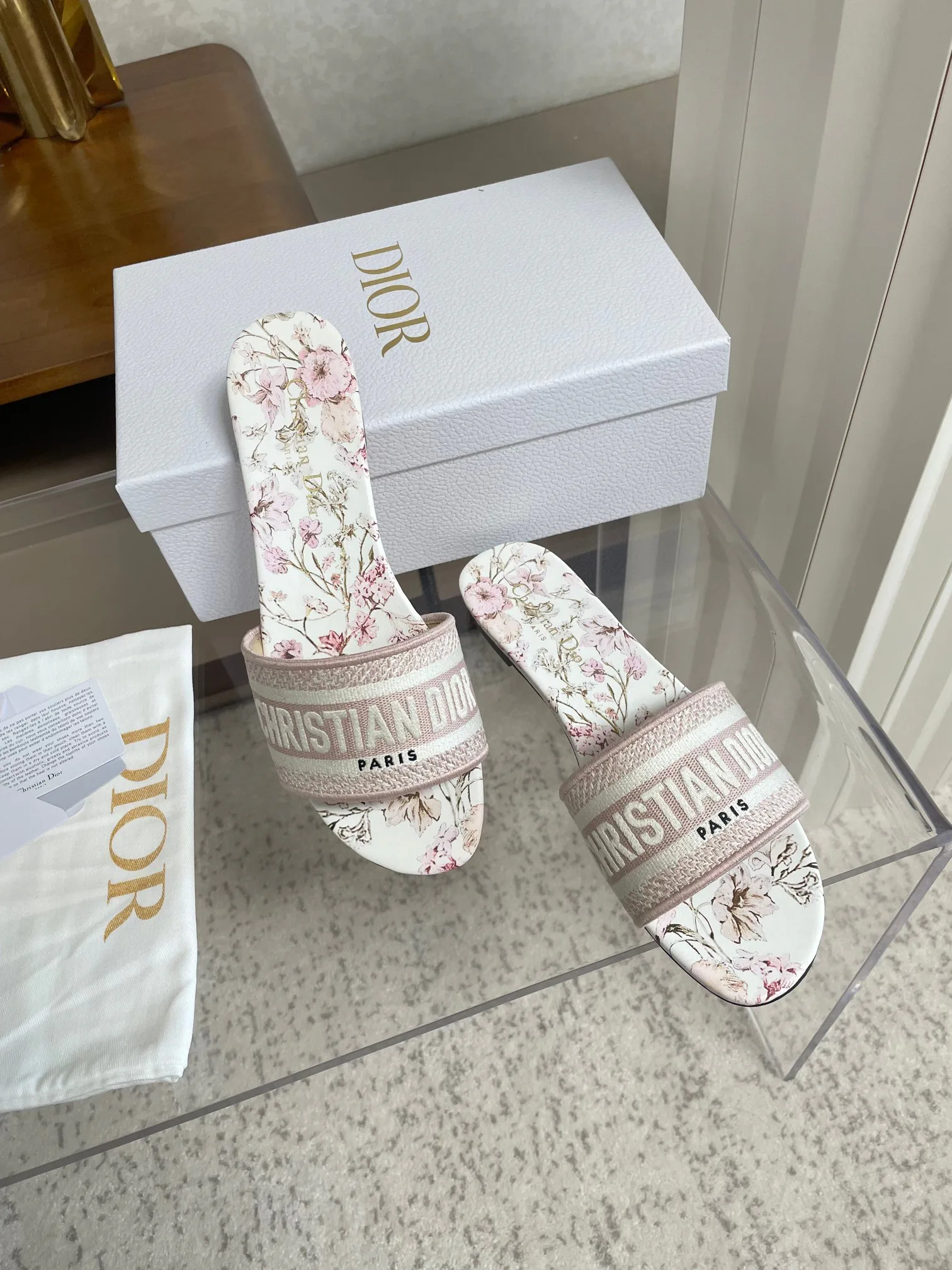 Шлепанцы Женские Christian Dior 18634055