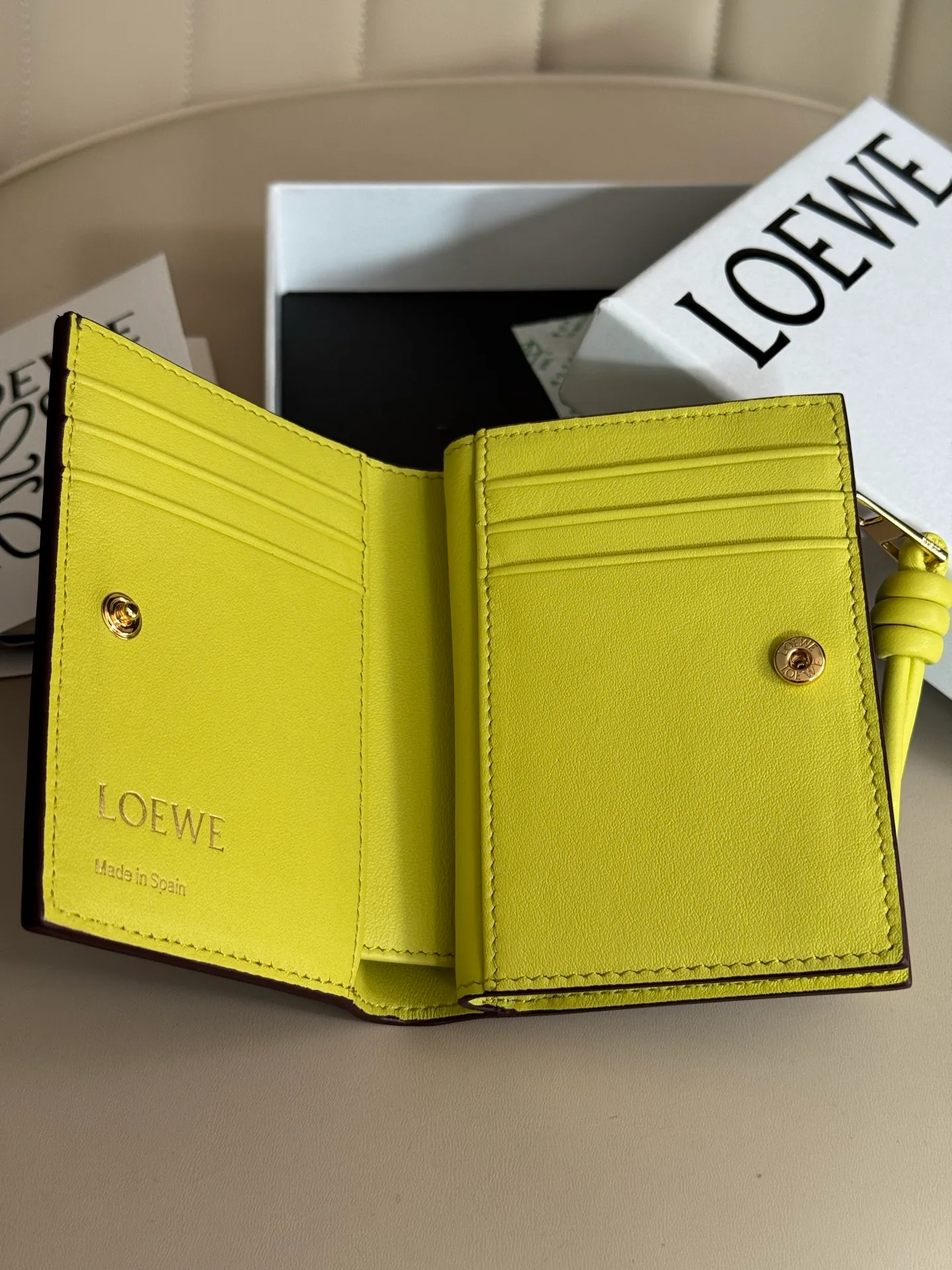 Клатчи Женские Loewe 18906584