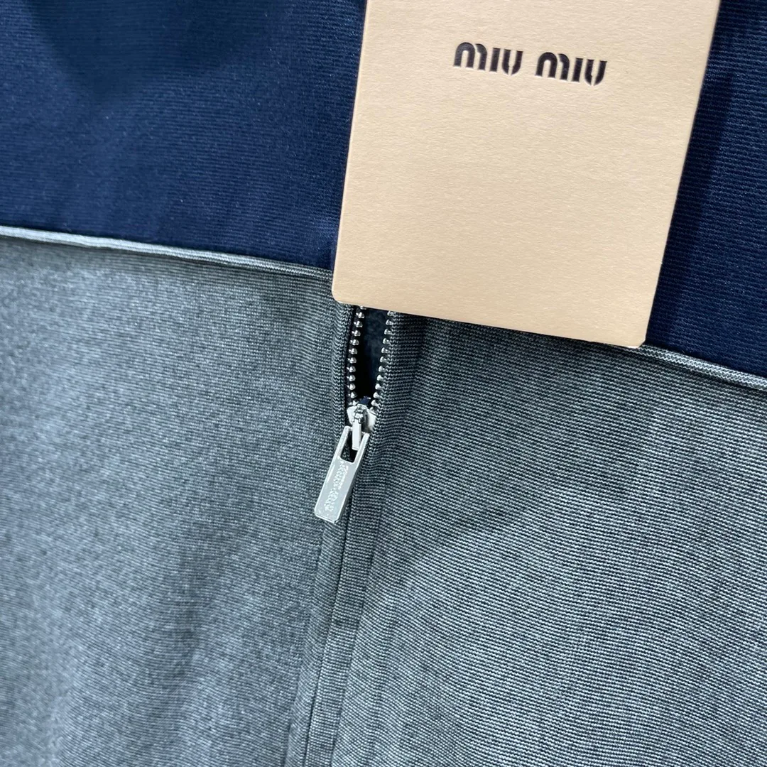 Куртки И Пуховики Женские Miu Miu 10656462