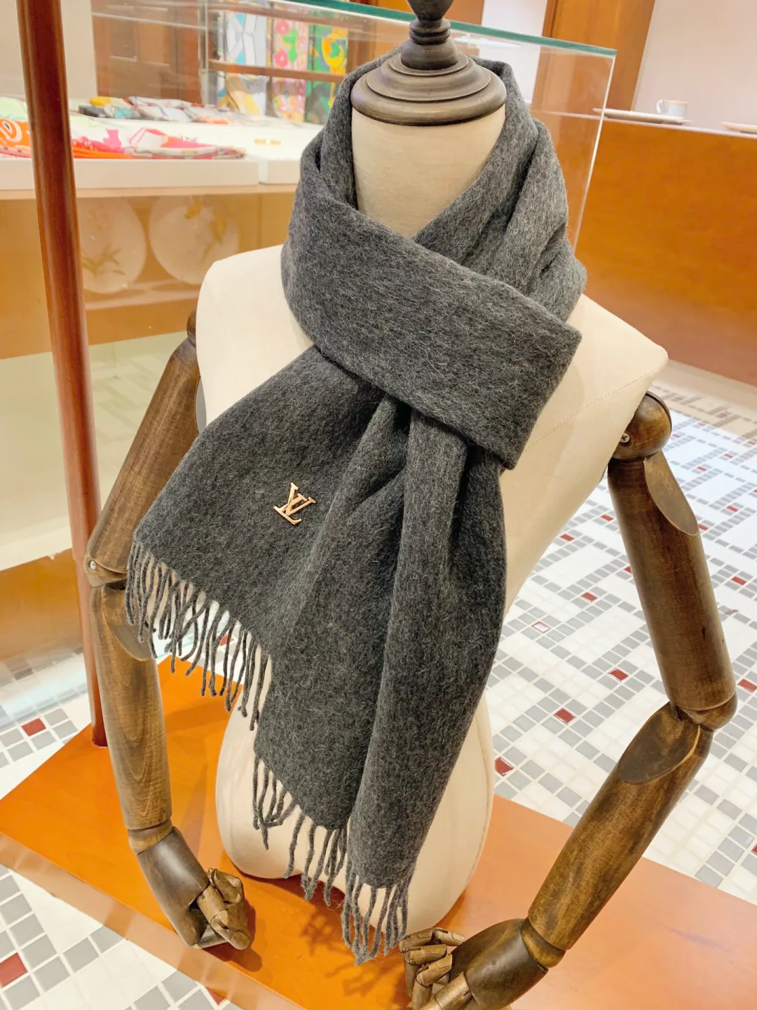 Шарфы Louis Vuitton 4738552