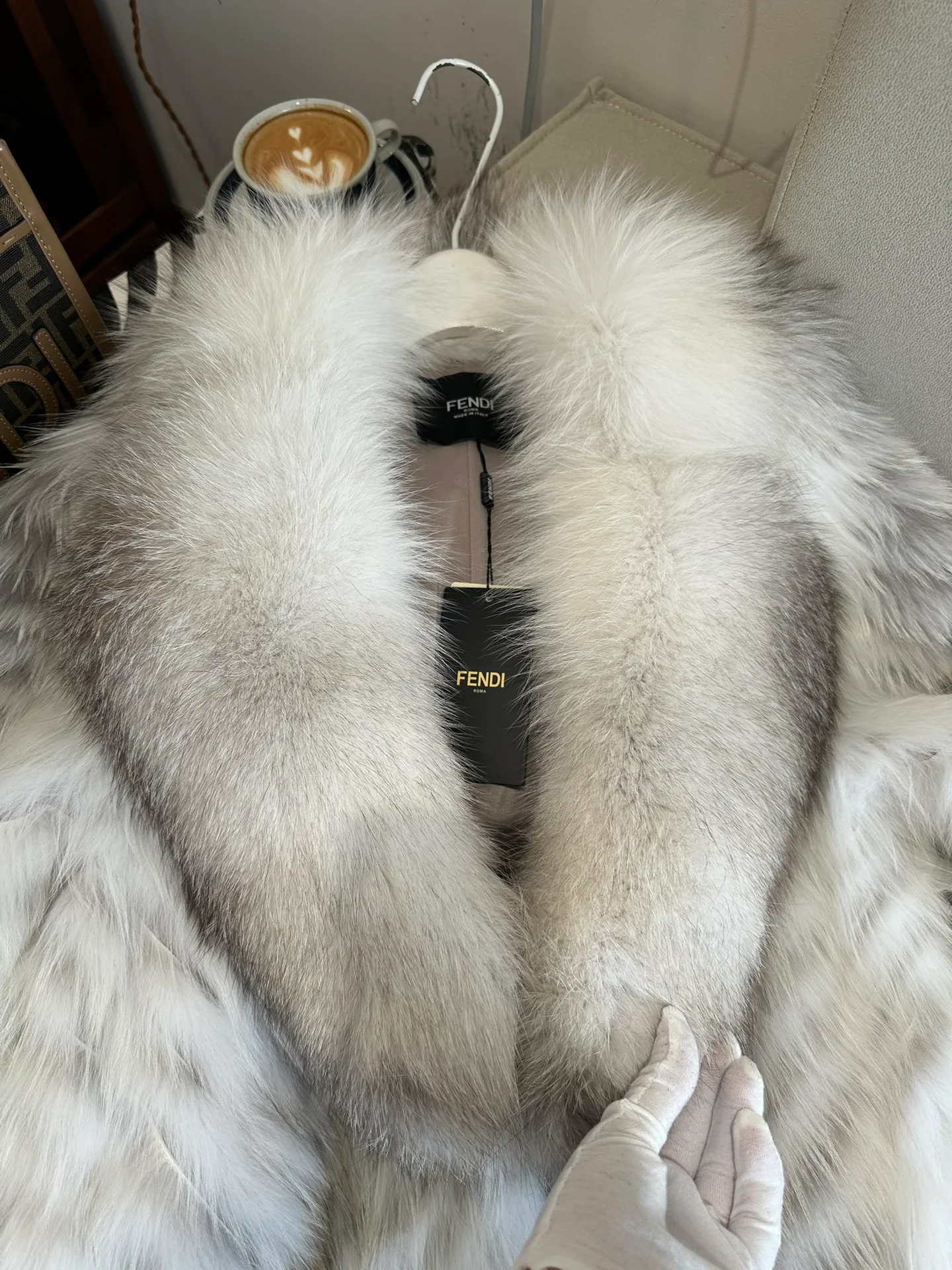 Шубы Женские Fendi 1388451