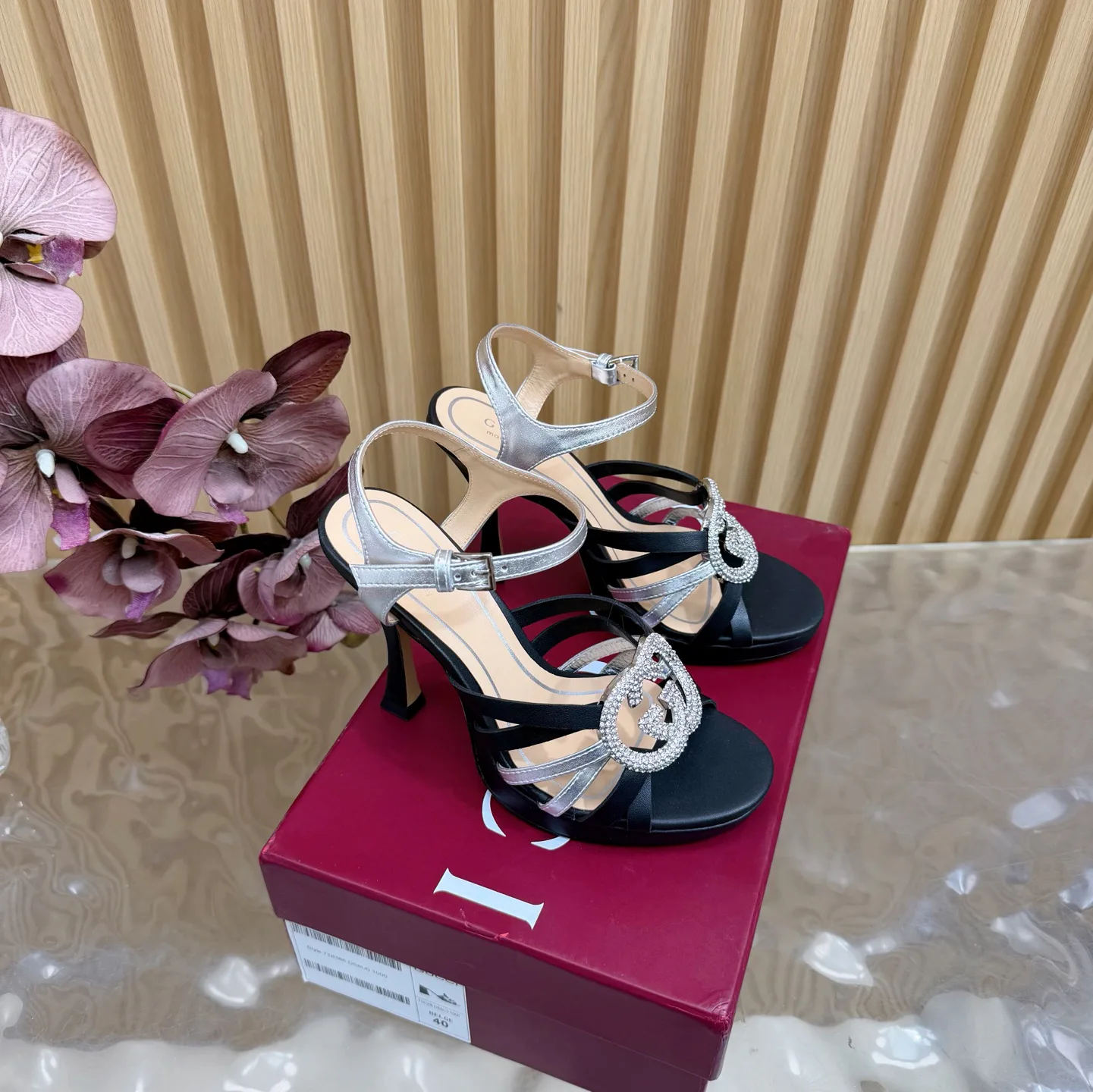 Босоножки Женские Gucci 351897