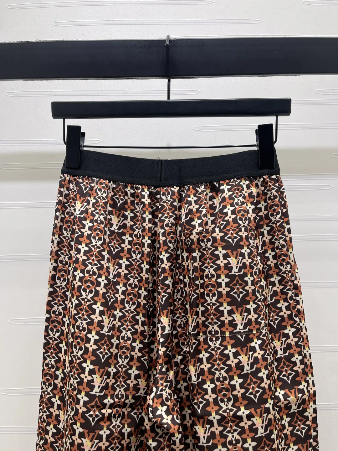 Брюки Женские Louis Vuitton 10932683