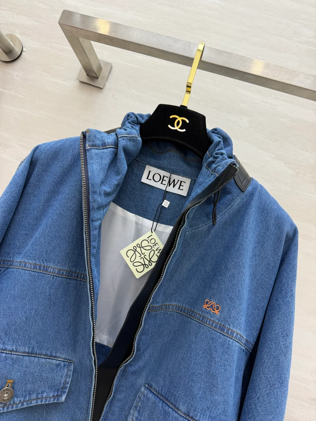 Куртки И Пуховики Женские Loewe 18276907
