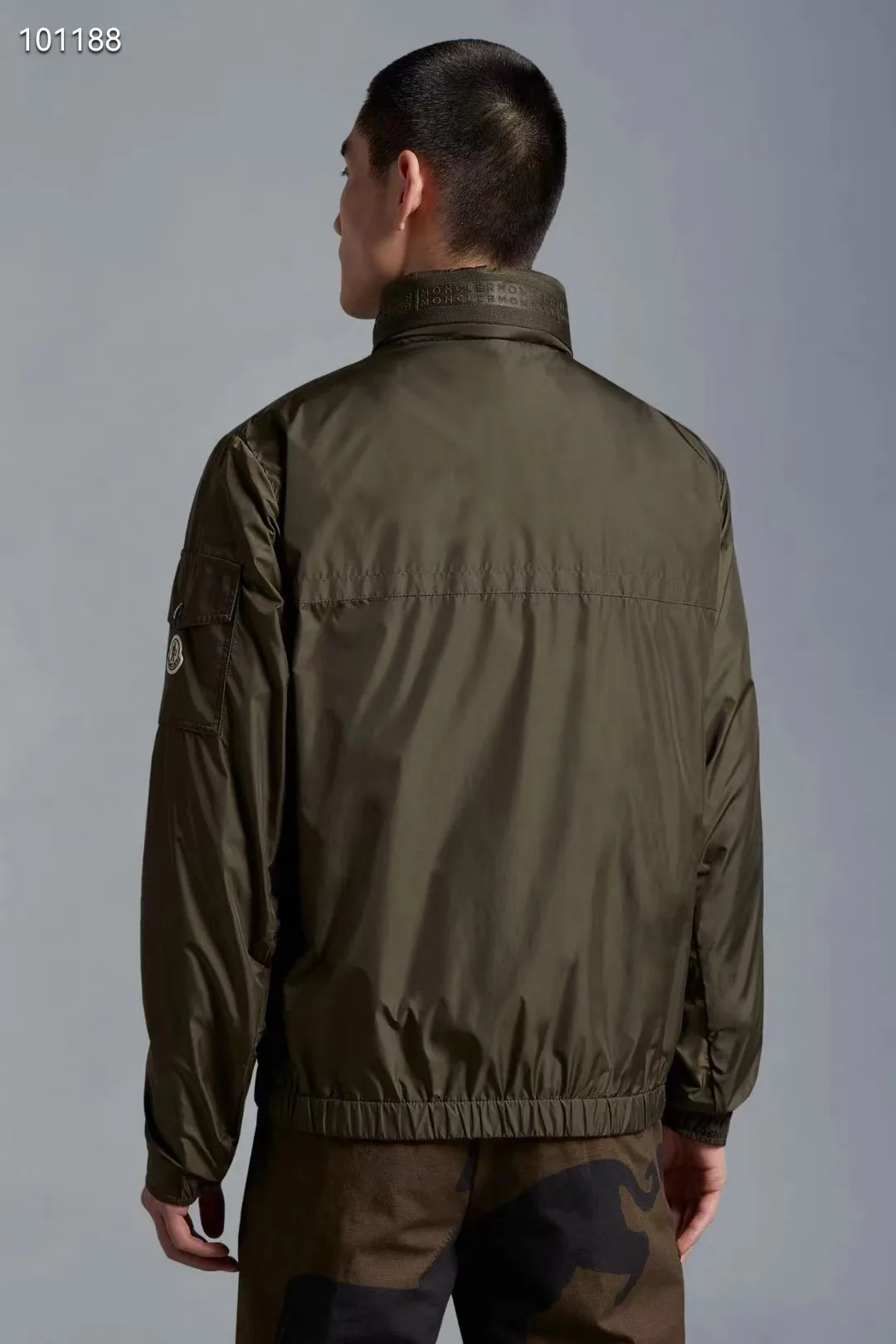 Куртки И Пуховики Мужские Moncler 17285971