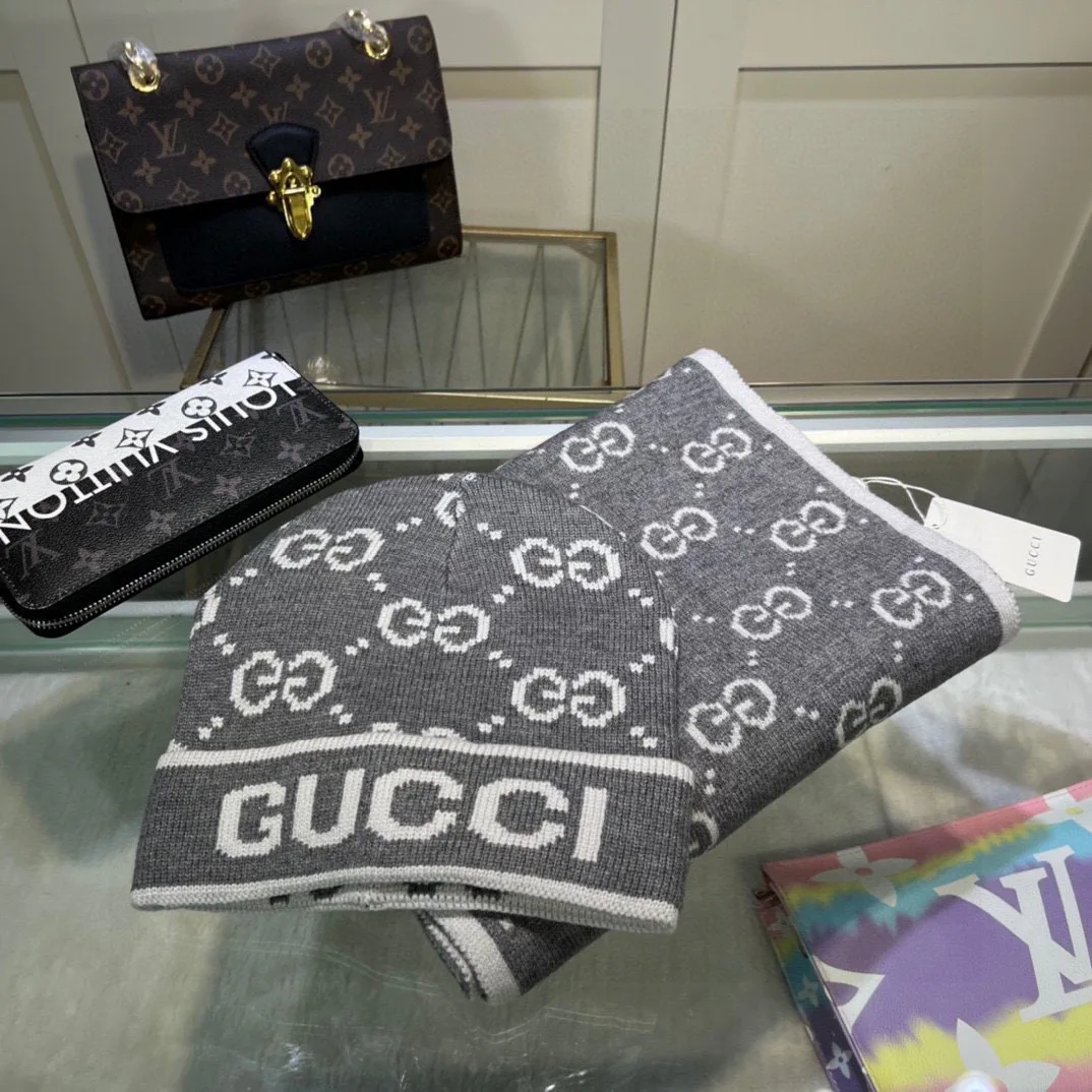 Головные Уборы Gucci 823935