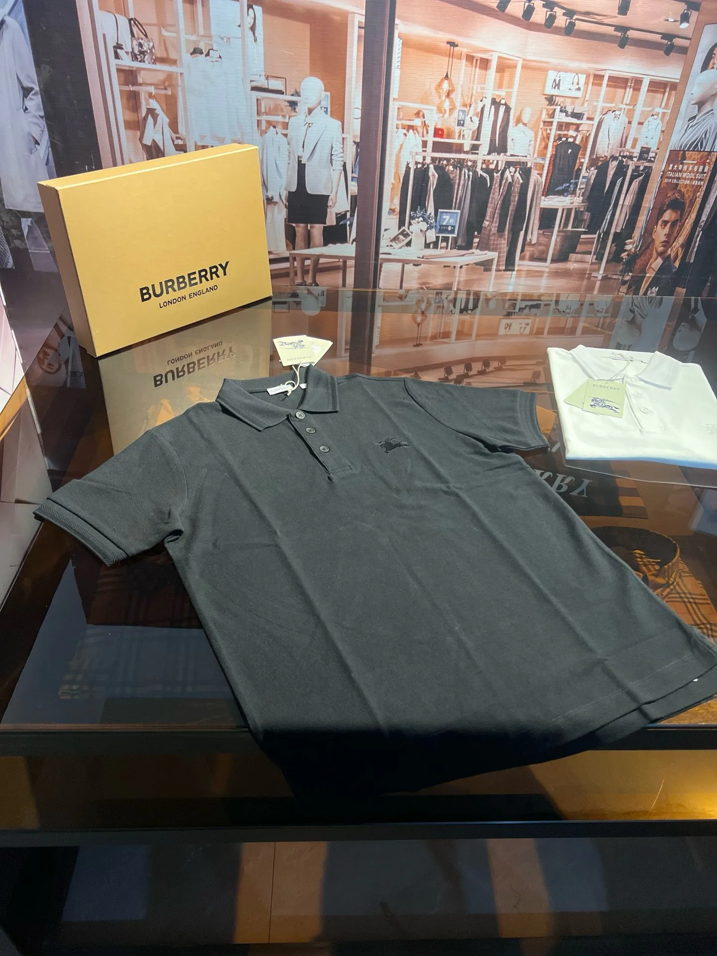 Футболки Женские Burberry 9438181