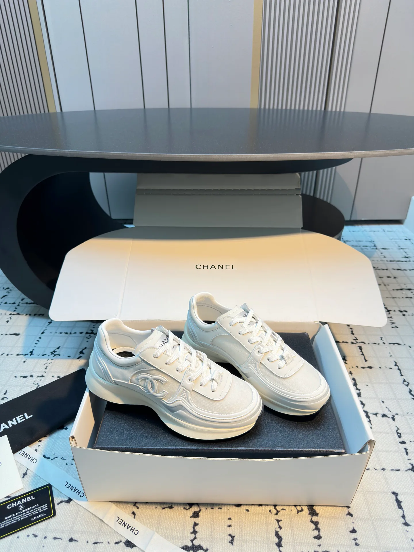 Кроссовки Женские Chanel 620212