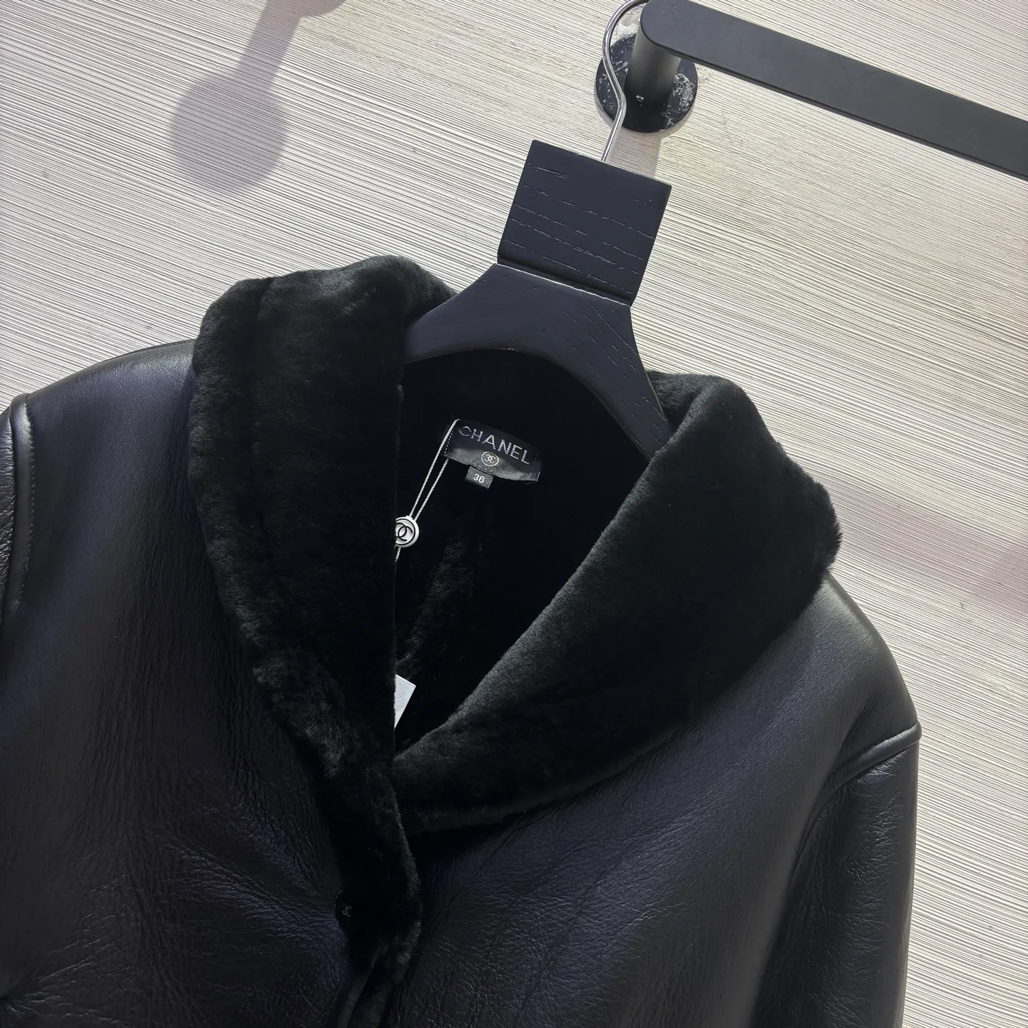 Кожаные Куртки И Дублёнки Женские Chanel 385861