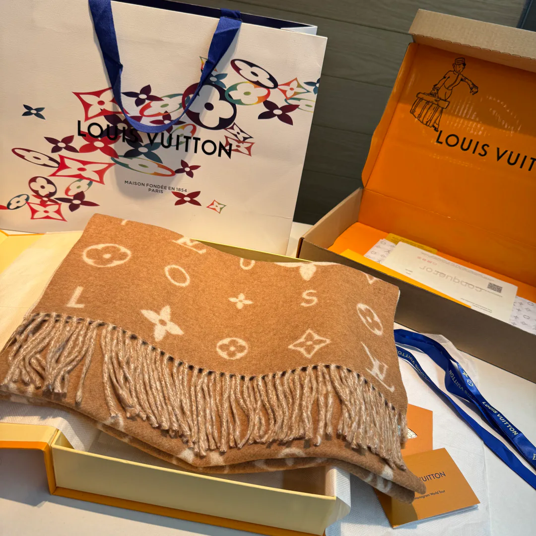 Шарфы Louis Vuitton 4738606