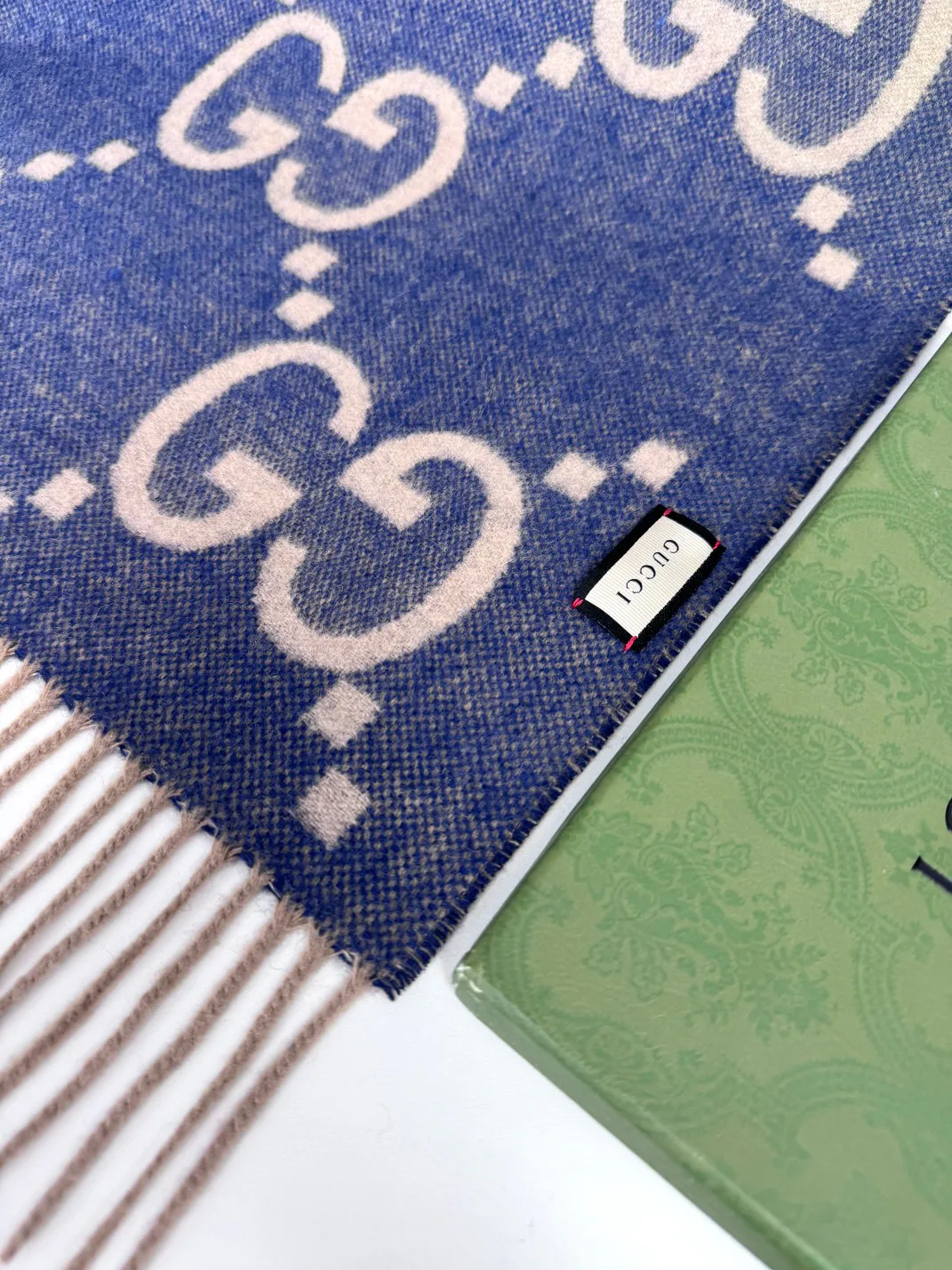 Шарфы Gucci 11315150