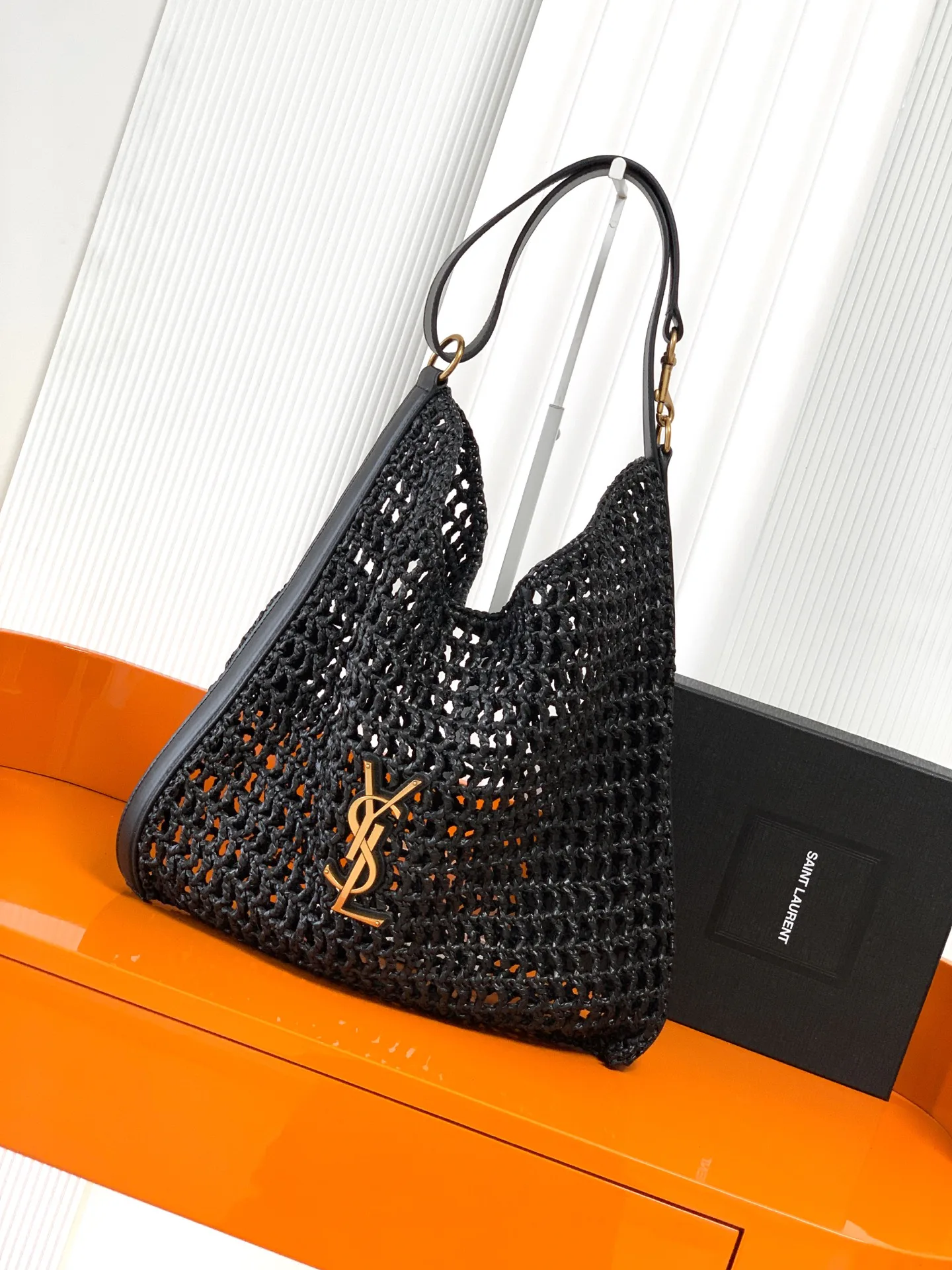 Сумки На Ремне Женские Saint Laurent 11309775