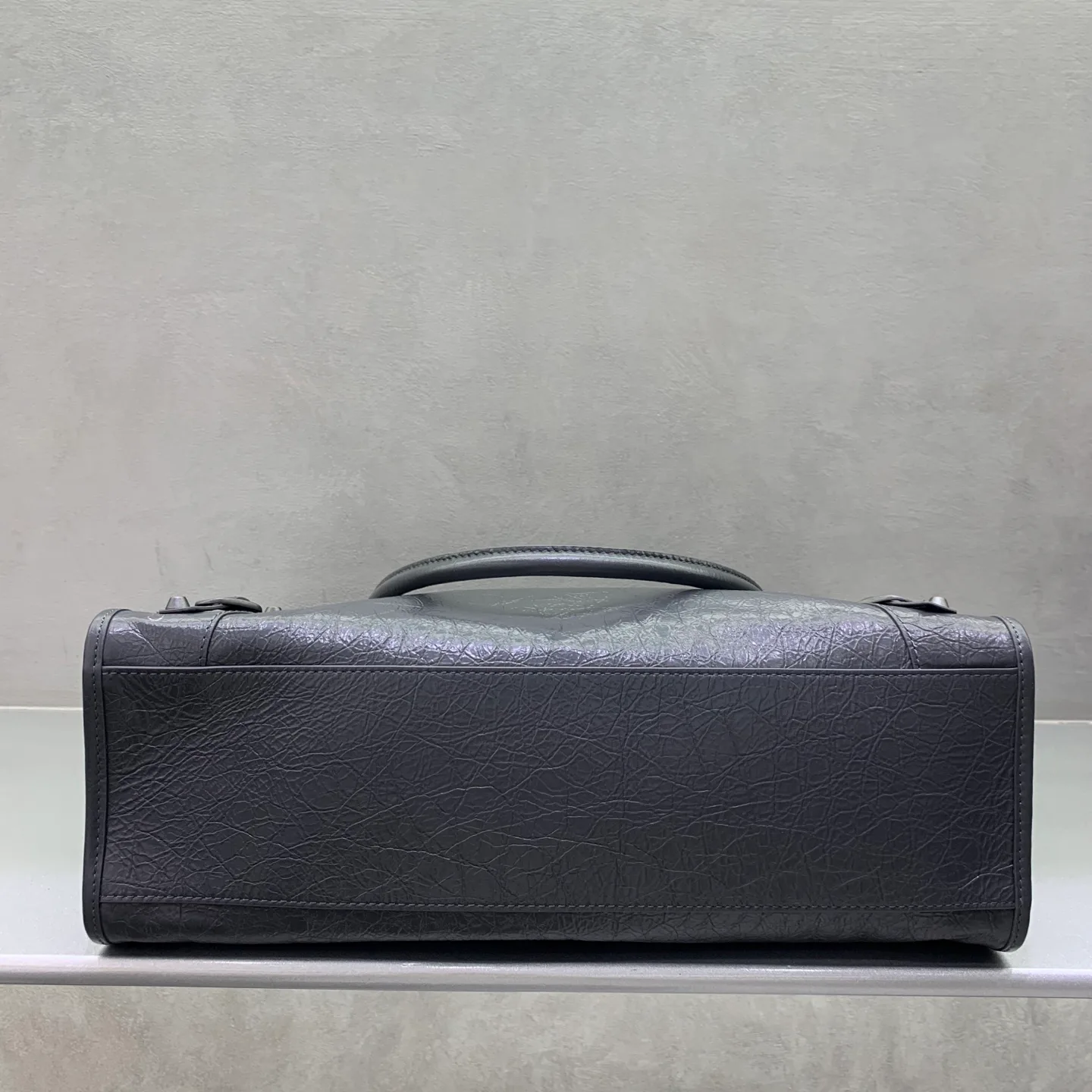 Классические Сумки Женские Balenciaga 12774247