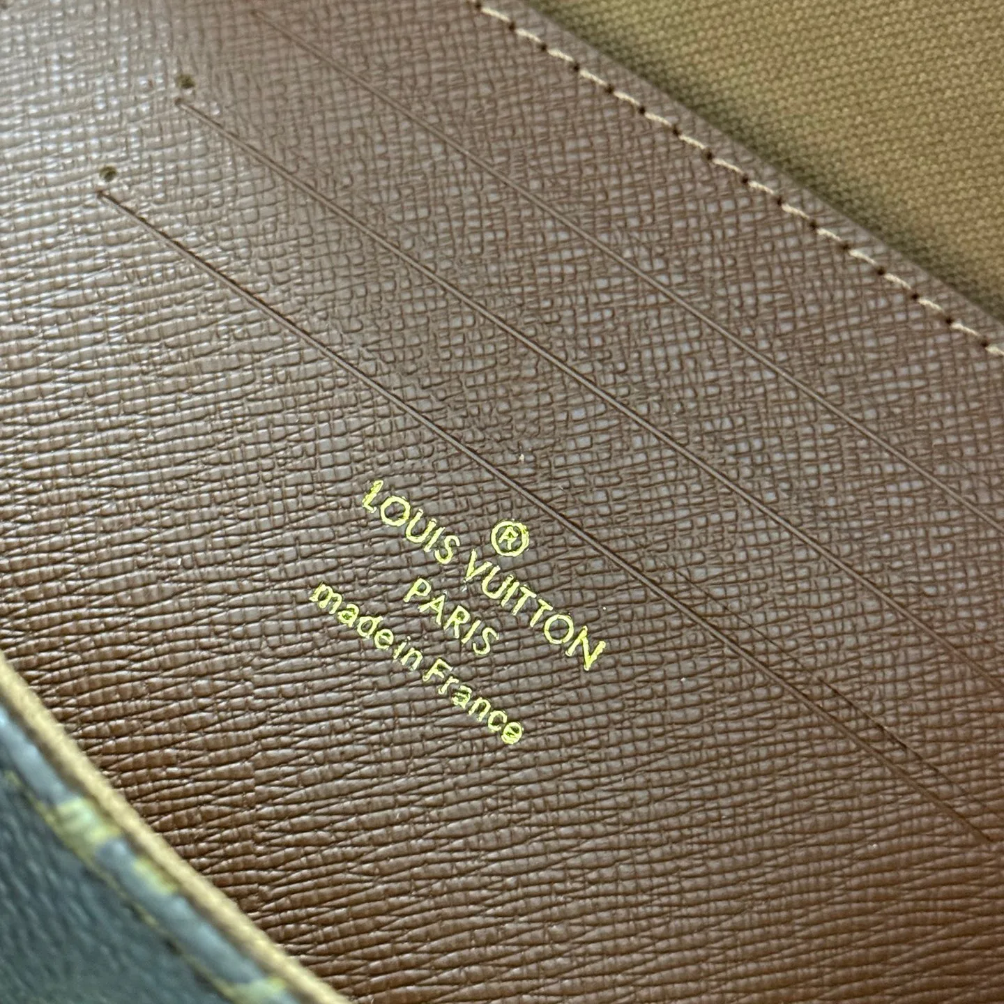Классические Сумки Женские Louis Vuitton 18153138