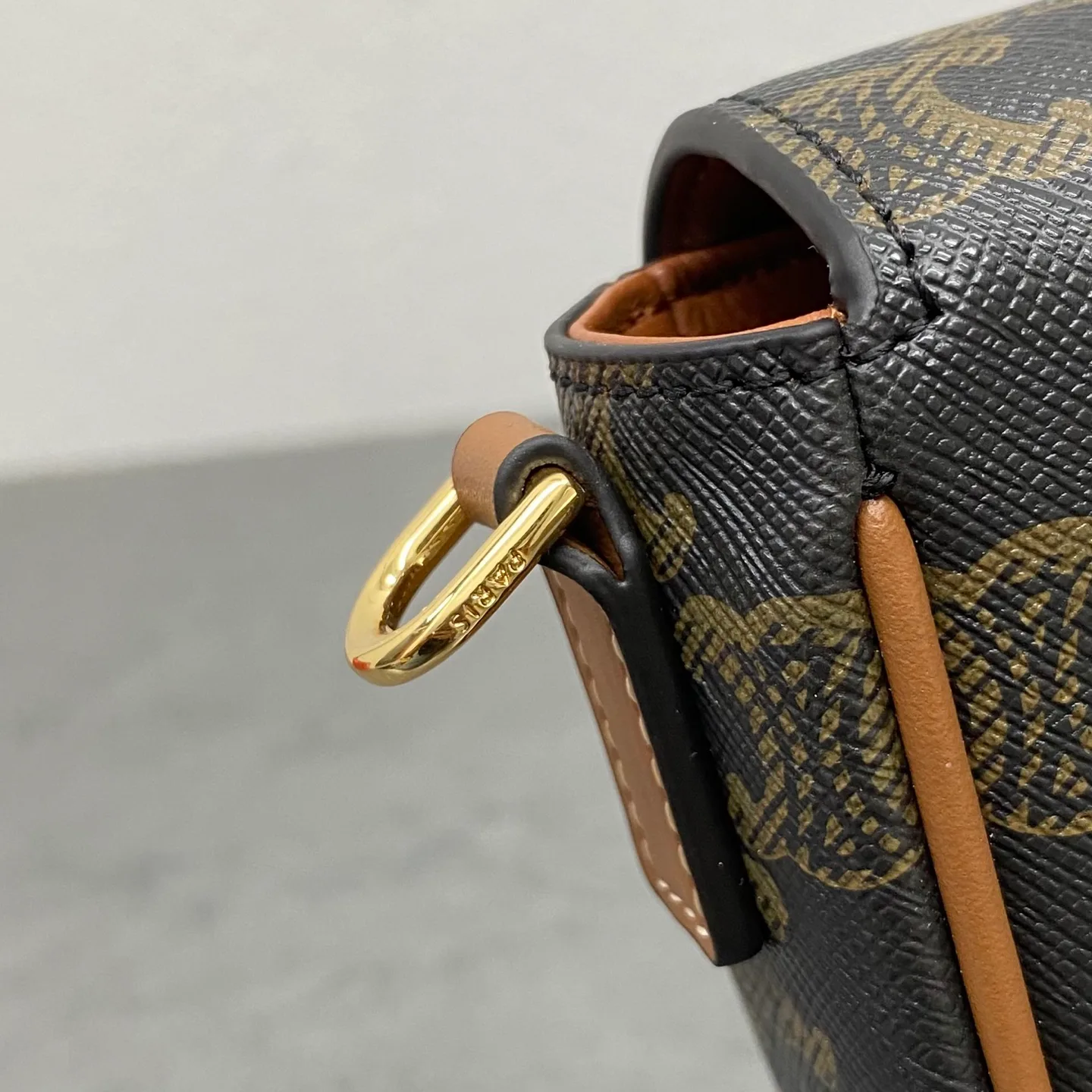 Классические Сумки Женские Celine 12604685