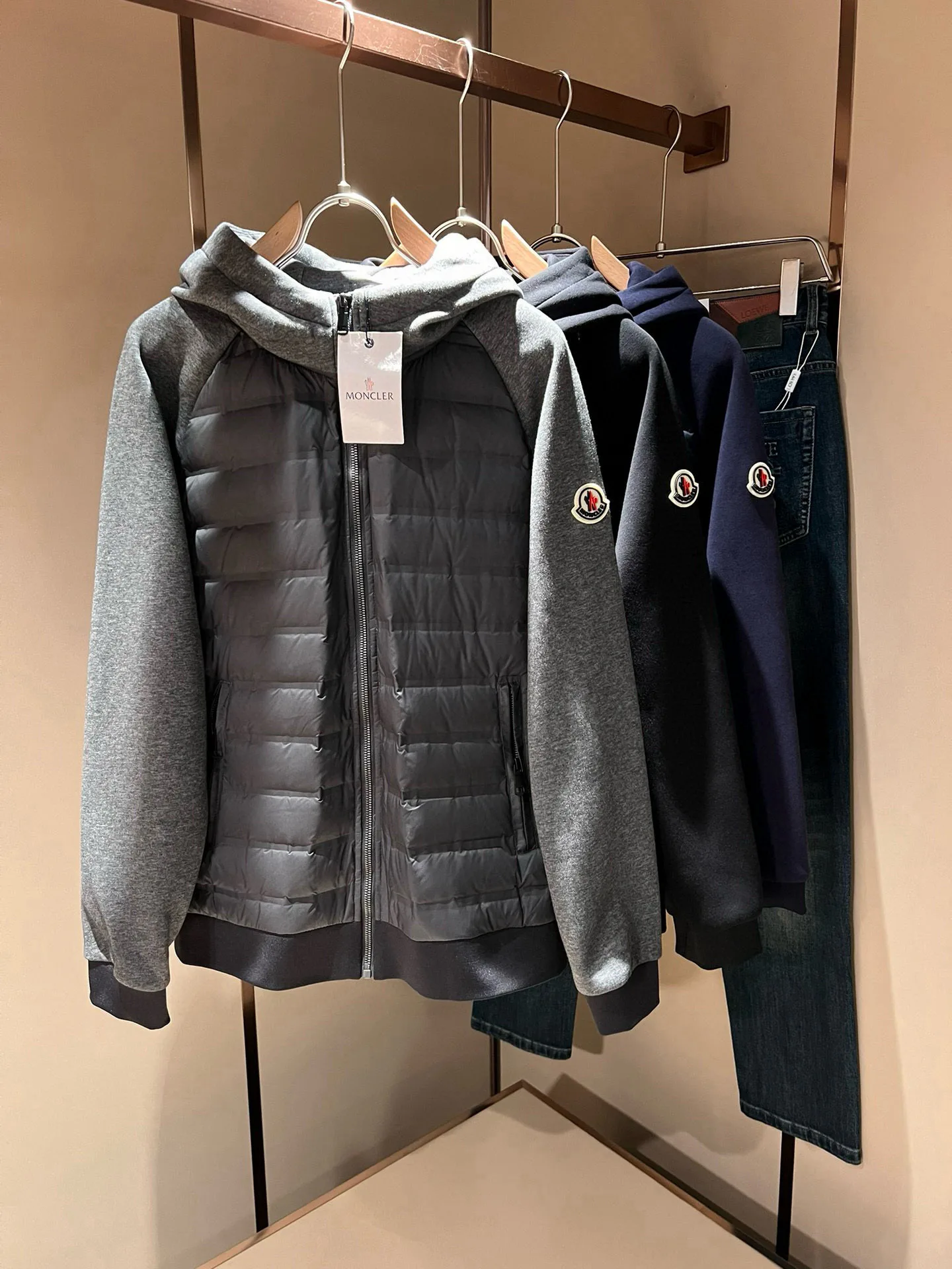 Куртки И Пуховики Мужские Moncler 940770