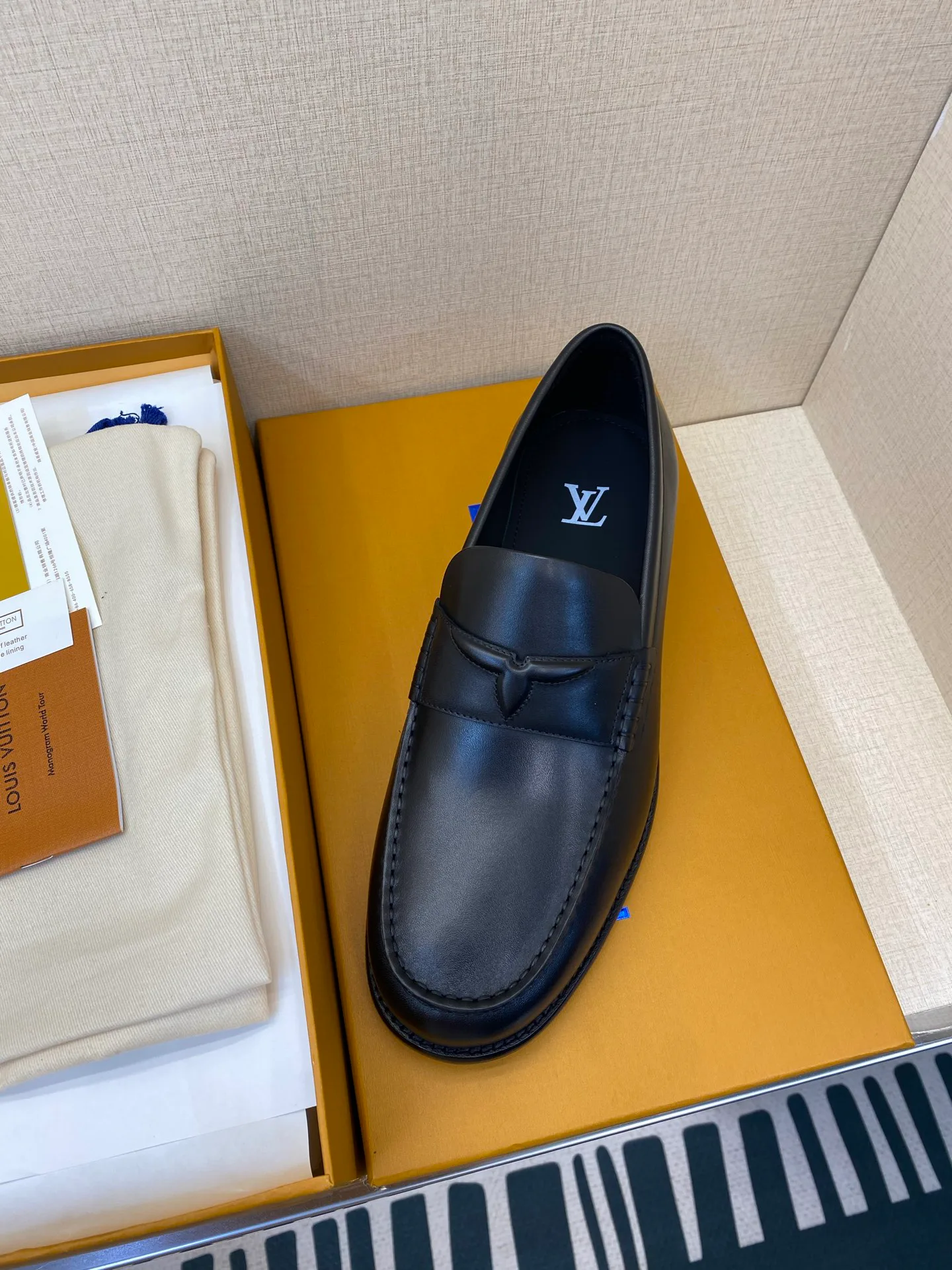 Лоферы И Туфли Мужские Louis Vuitton 17971742