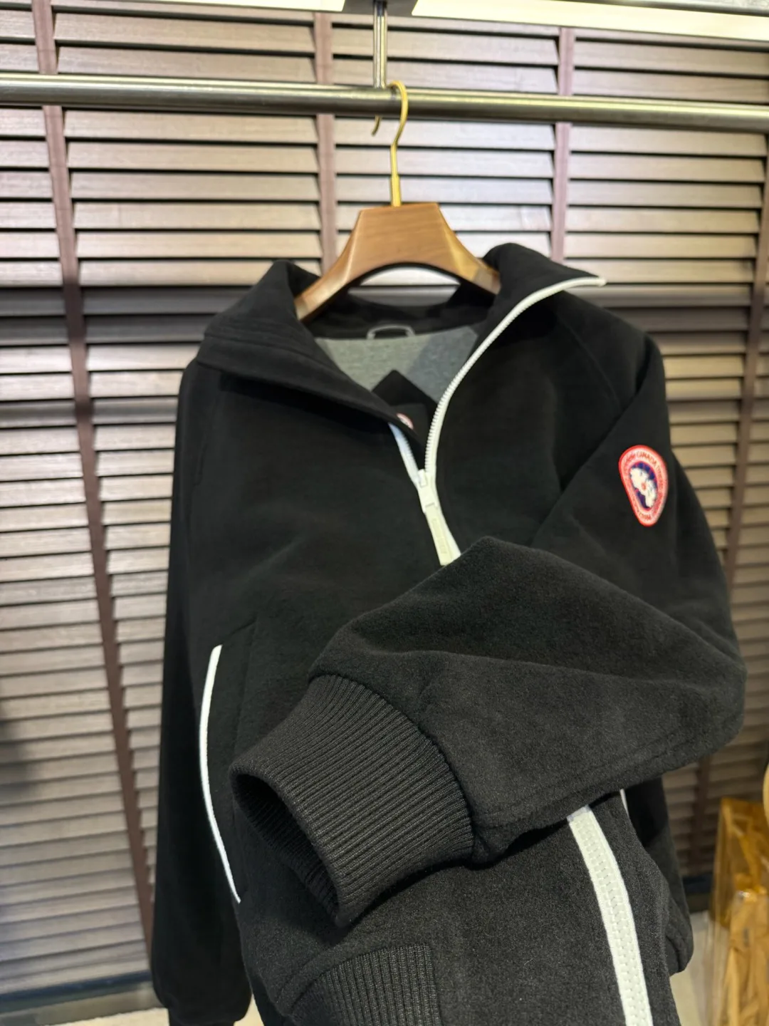 Куртки И Пуховики Мужские Canada Goose 1860030