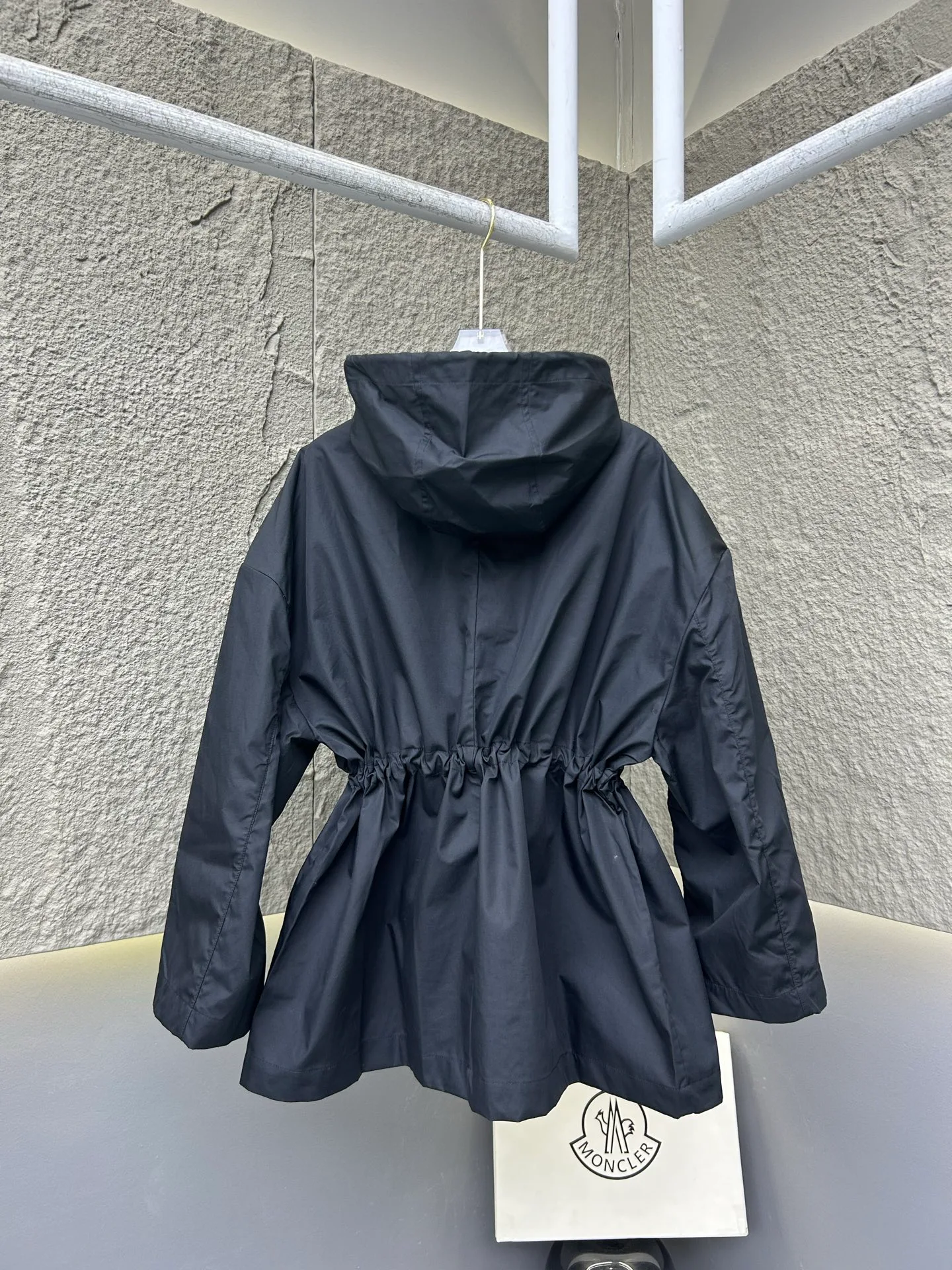 Куртки И Пуховики Женские Moncler 11615904