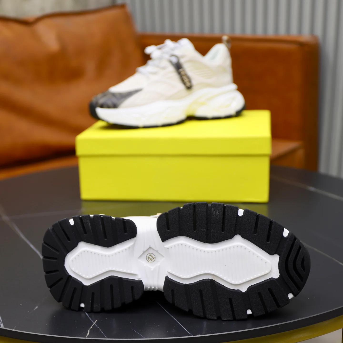 Кроссовки Мужские Fendi 183915