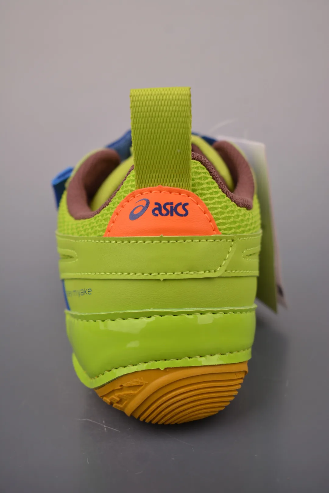 Кроссовки Женские Asics 18743885