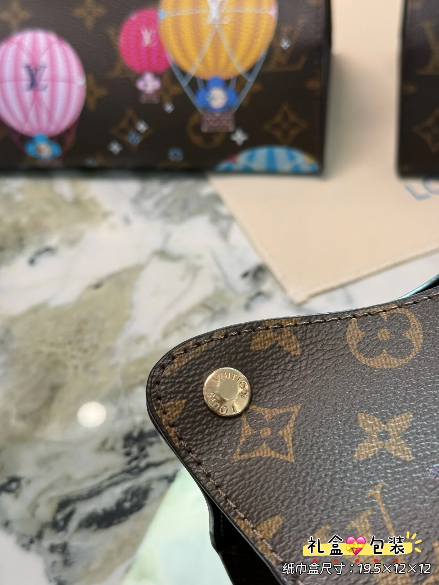 Текстиль Louis Vuitton 1736427