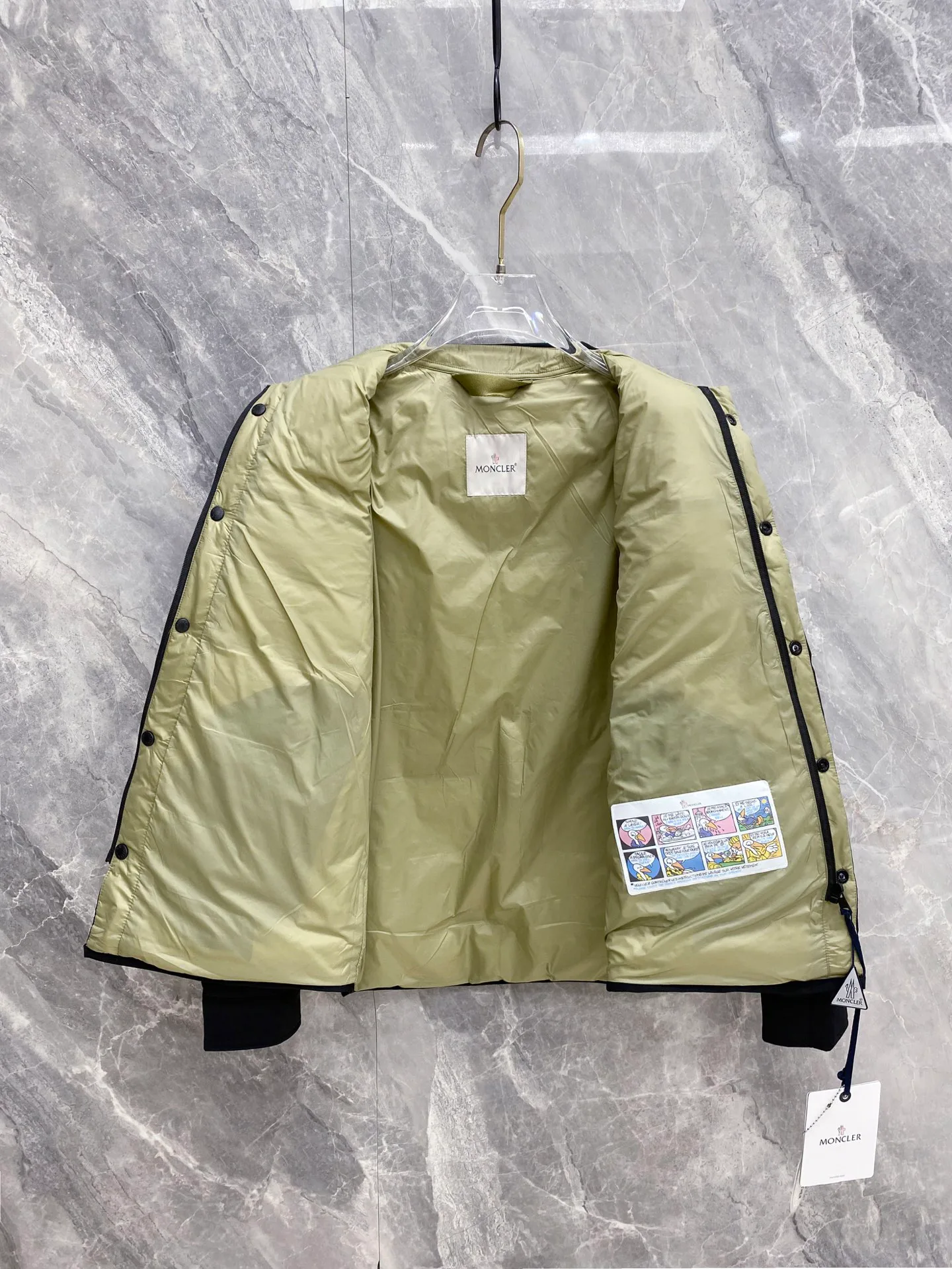 Куртки И Пуховики Мужские Moncler 619056