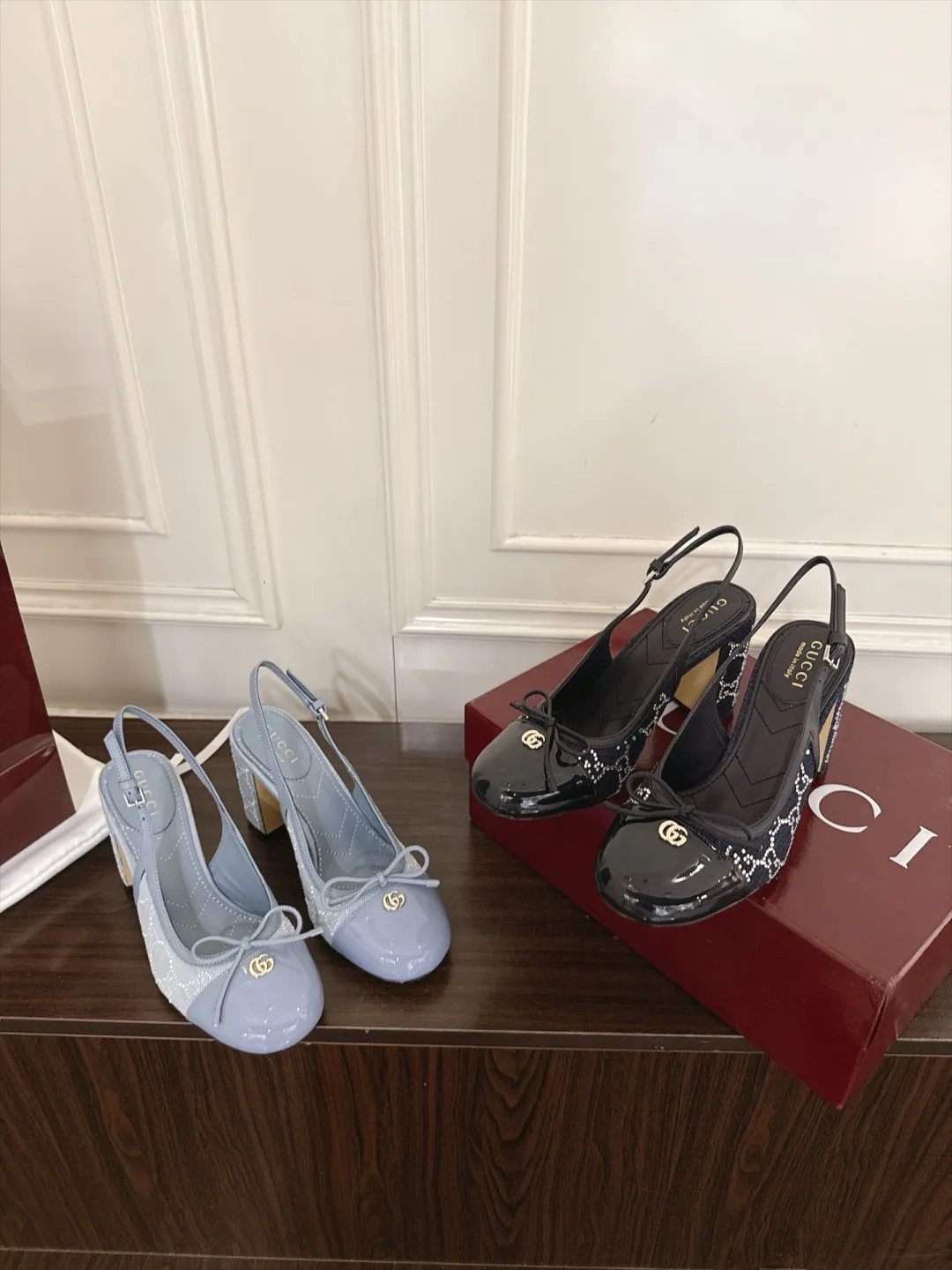 Босоножки Женские Gucci 18725939