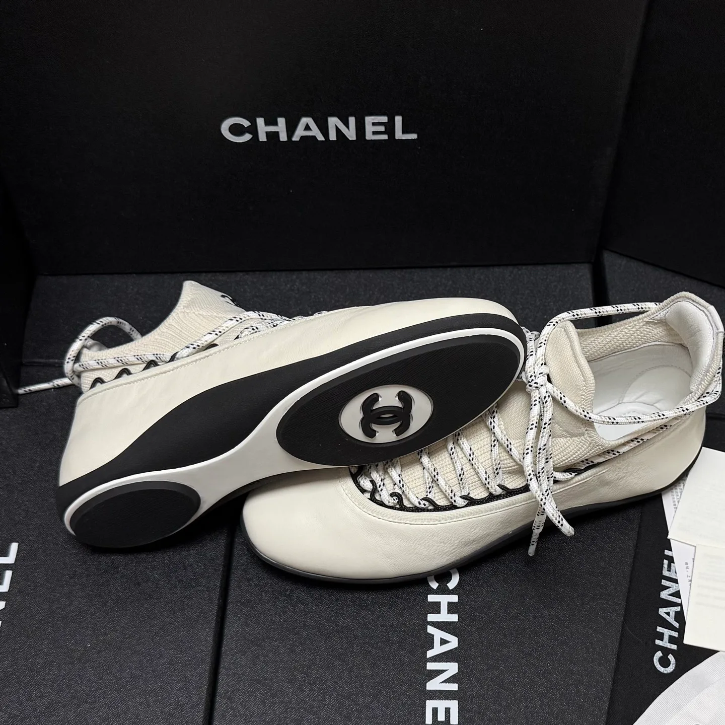Кроссовки Женские Chanel 18083056