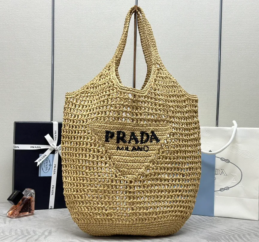 Классические Сумки Женские Prada 11681971