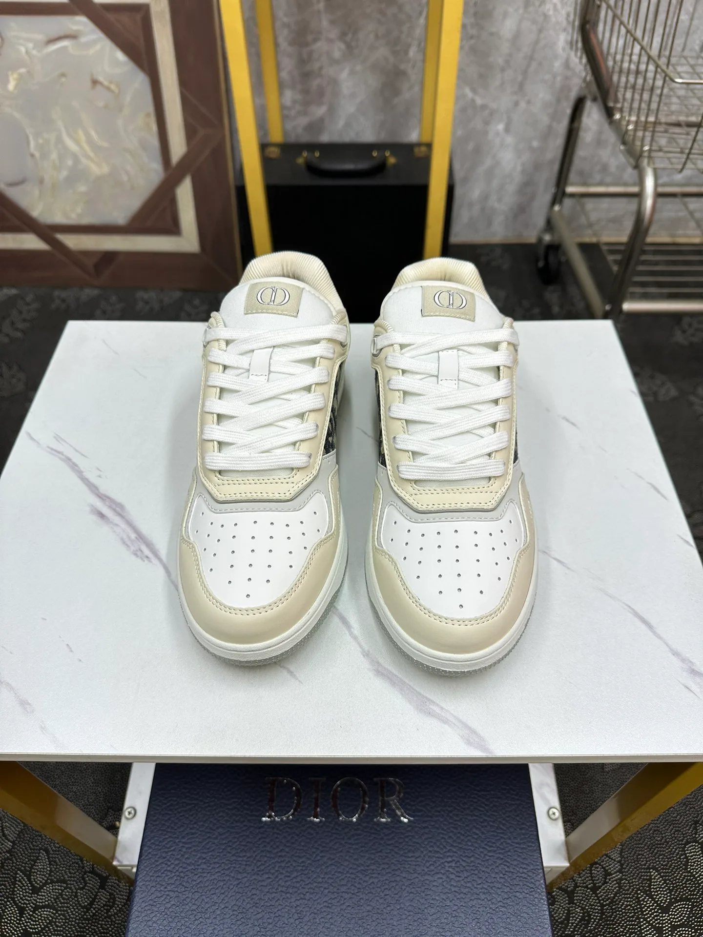 Кроссовки Женские Christian Dior 157537