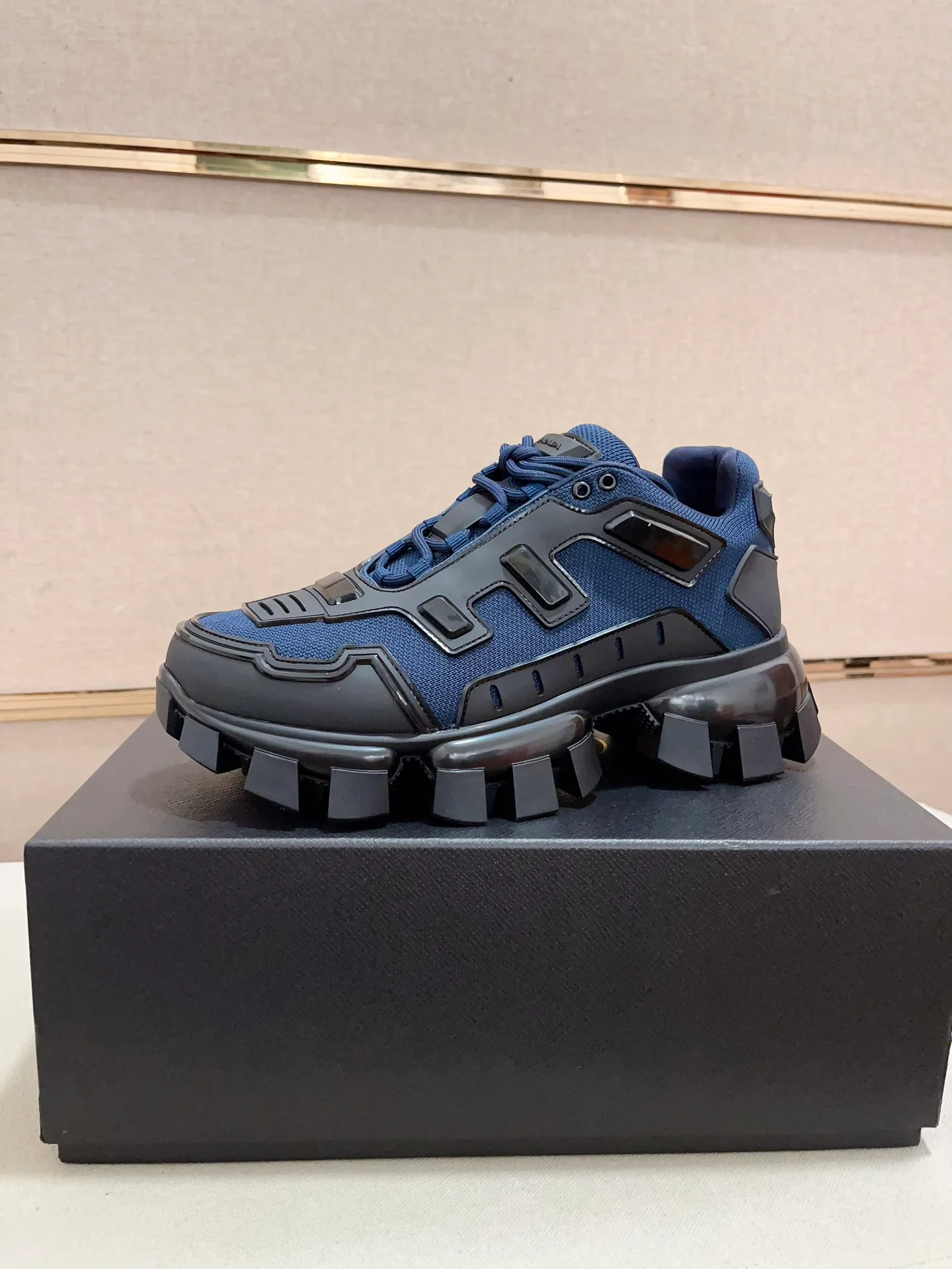 Кроссовки Мужские Prada 17955152