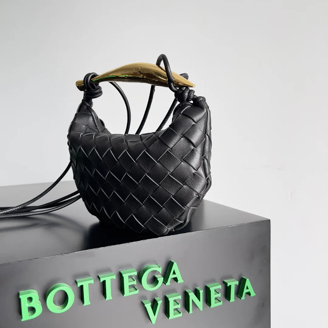 Сумки На Ремне Женские Bottega Veneta 12788330
