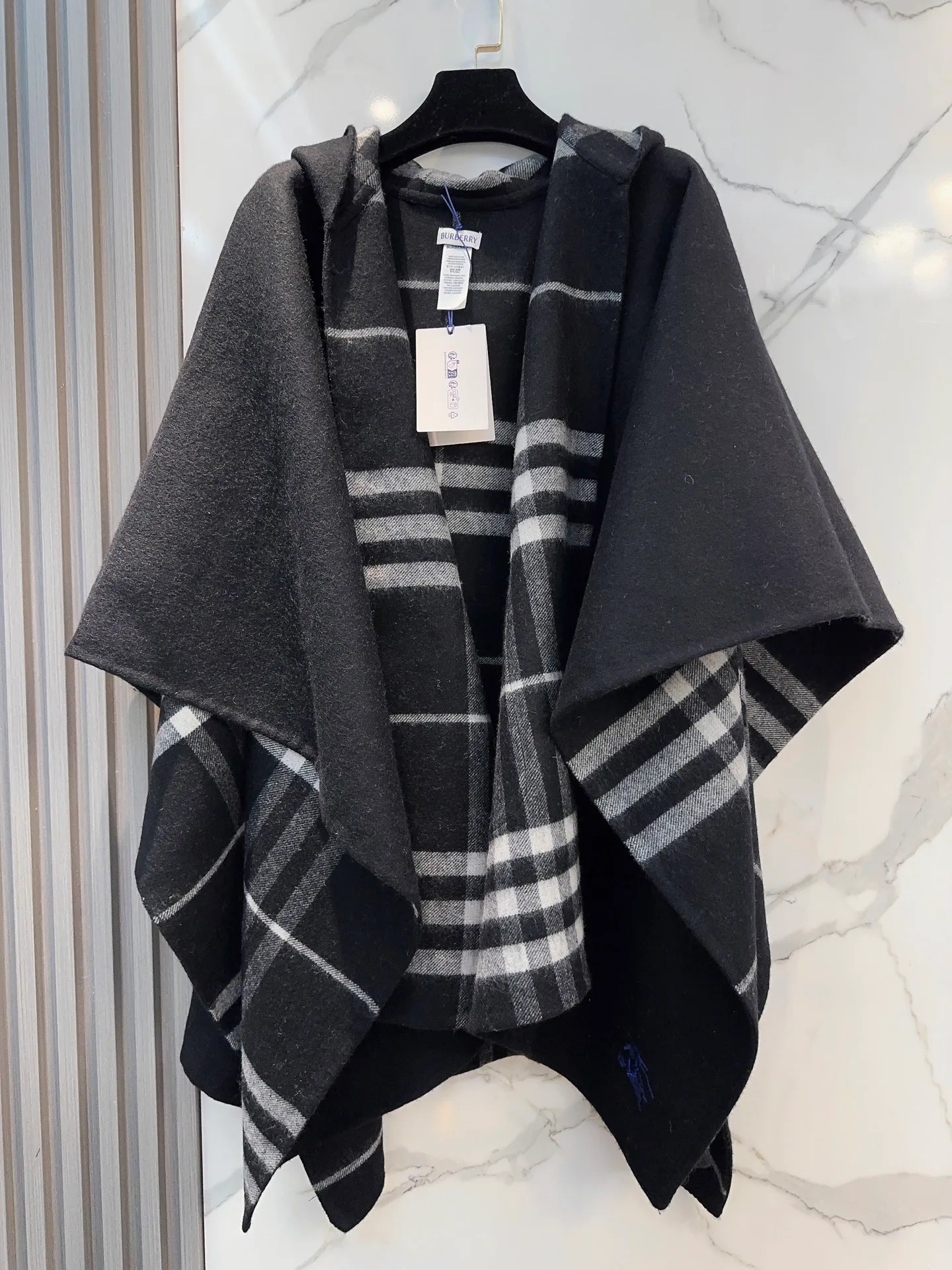 Пальто Женские Burberry 18105483