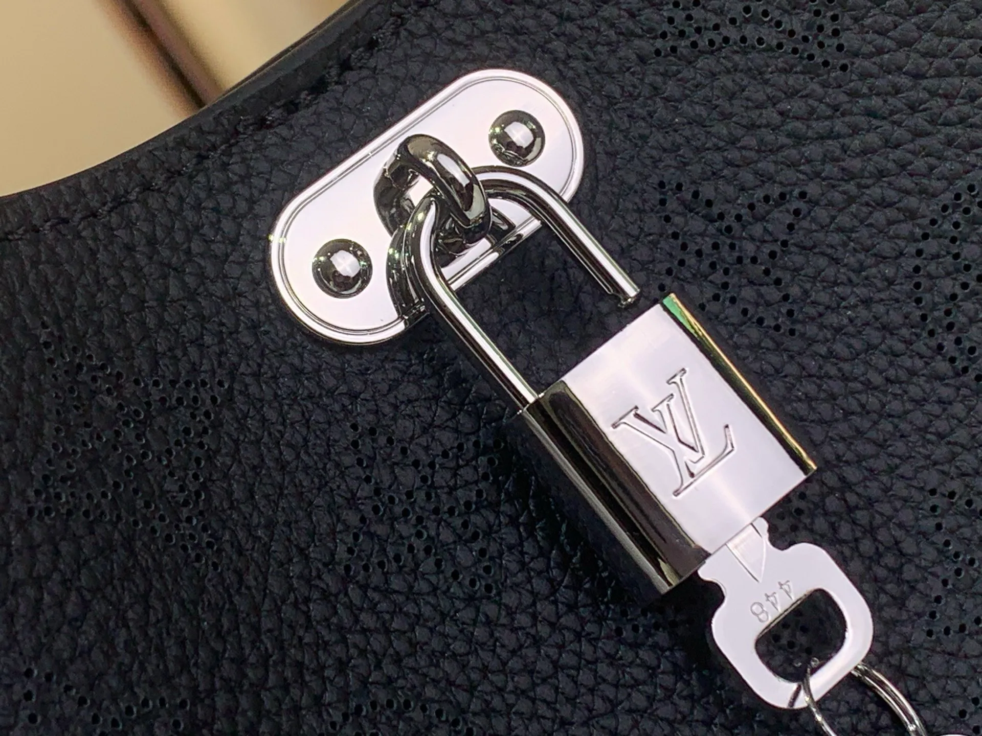 Классические Сумки Женские Louis Vuitton 11617445