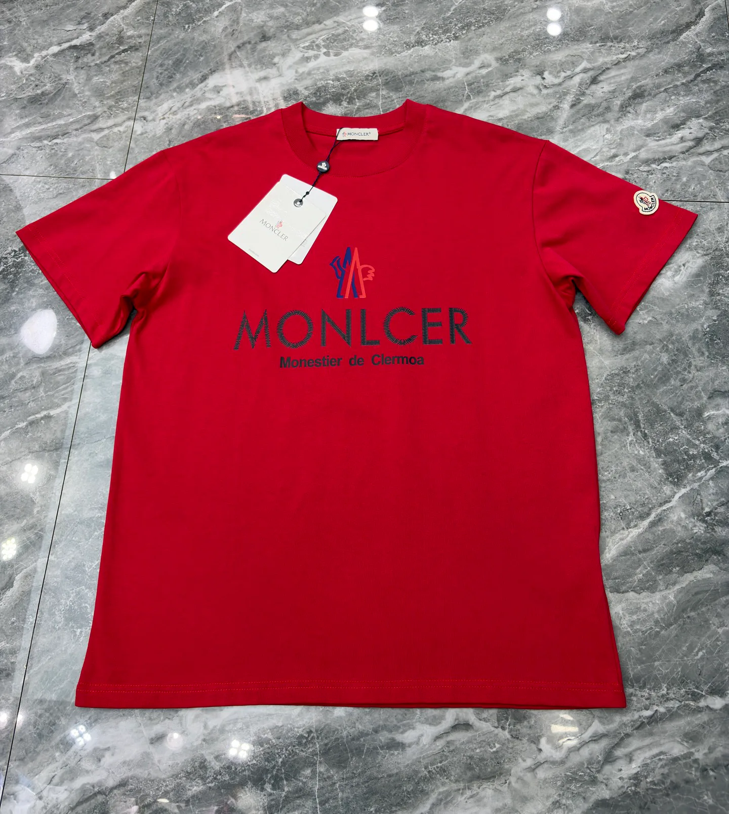 Футболки Женские Moncler 11424371