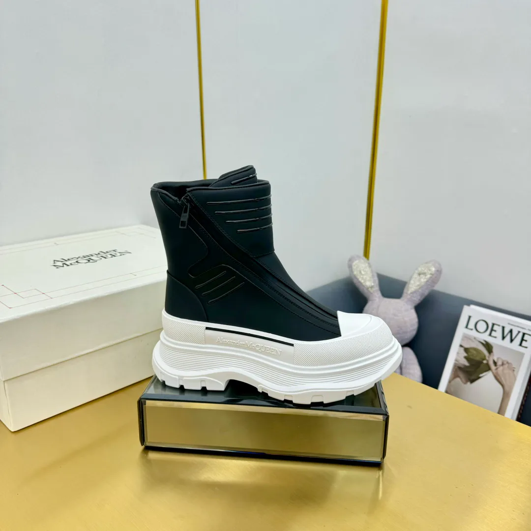 Кроссовки Женские Alexander Mcqueen 18397481