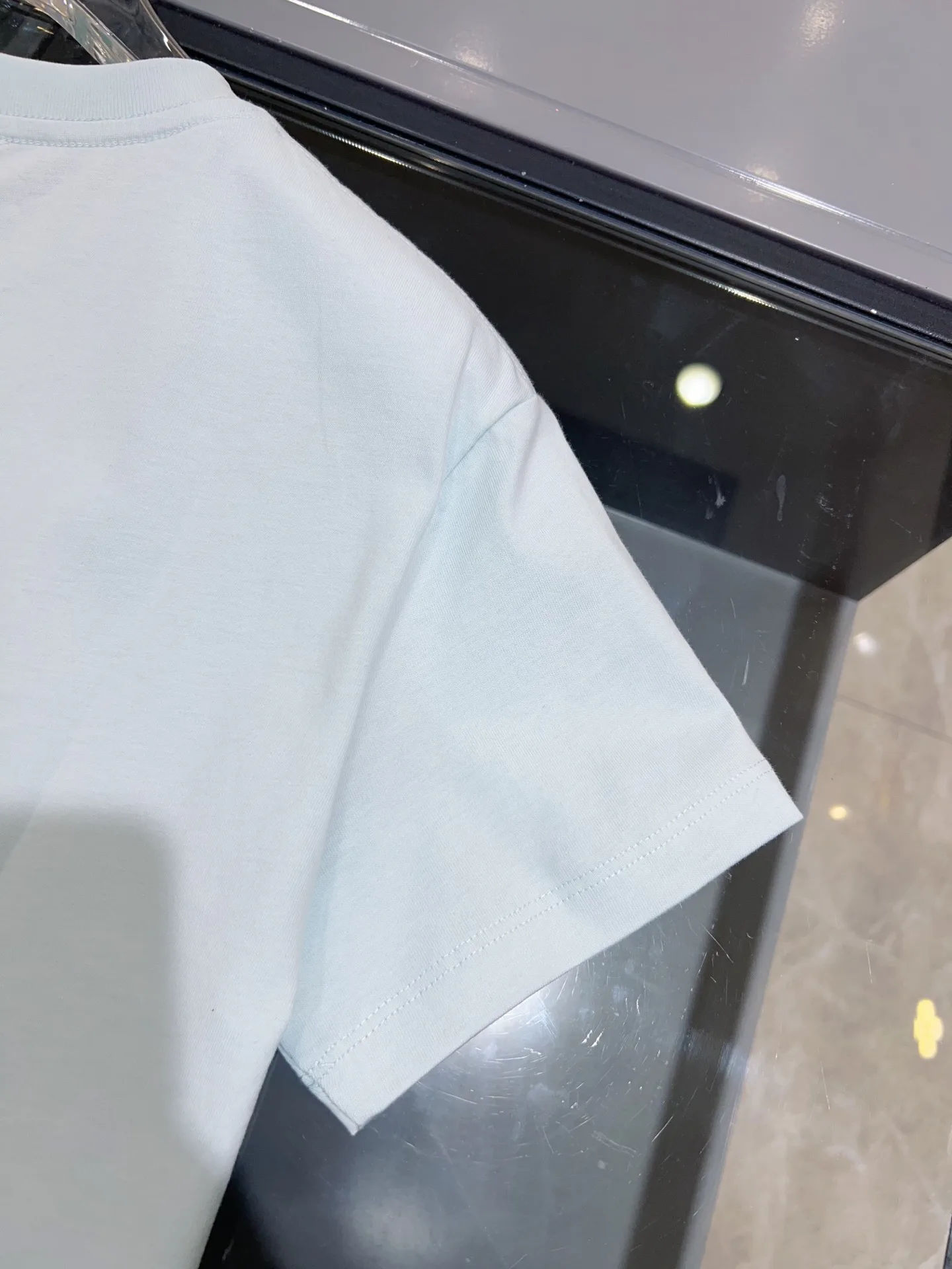 Футболки Женские Ami Paris 1696610