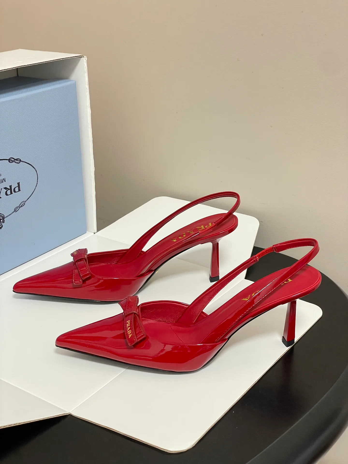 Босоножки Женские Prada 13559205