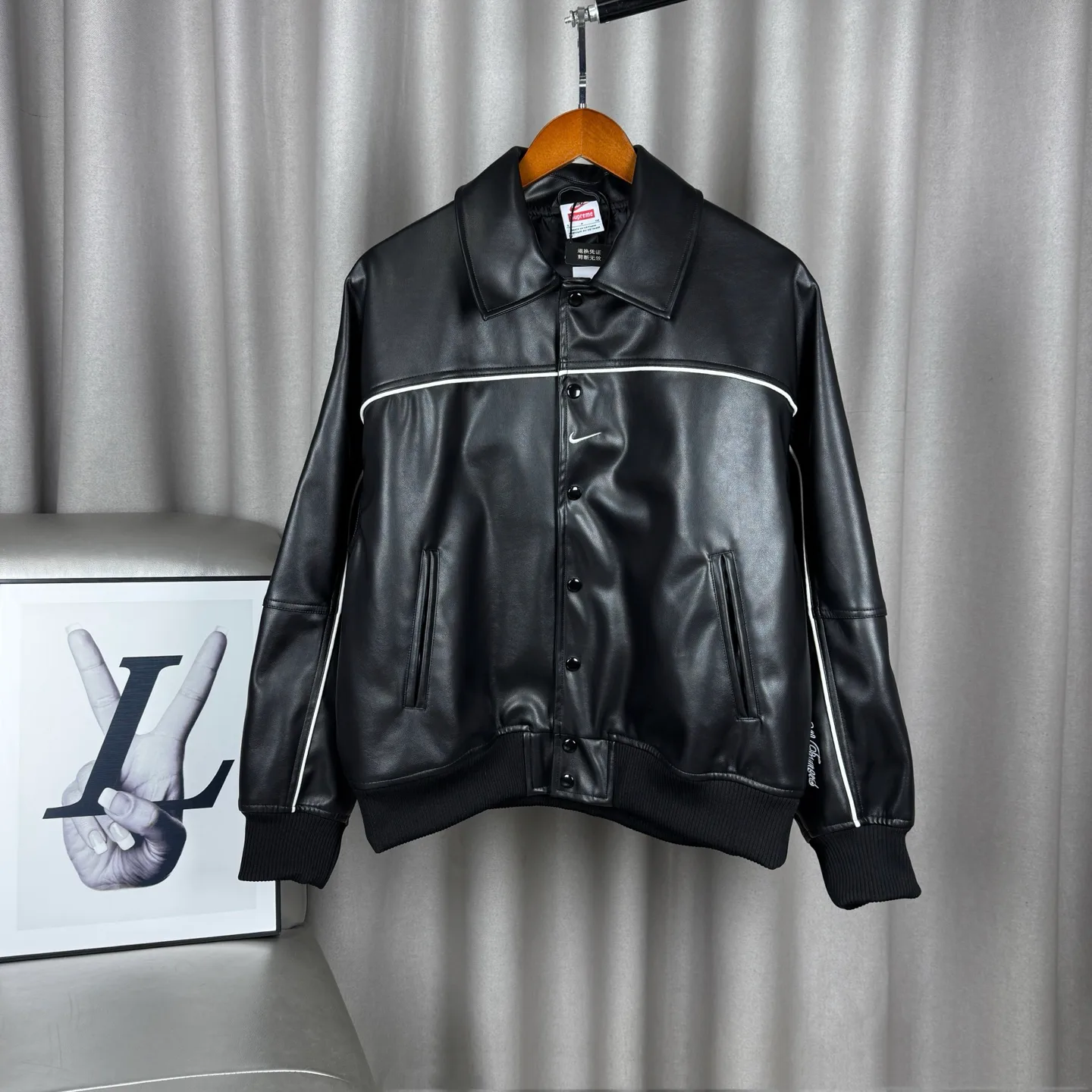 Кожаные Куртки И Дублёнки Женские Supreme 5379233