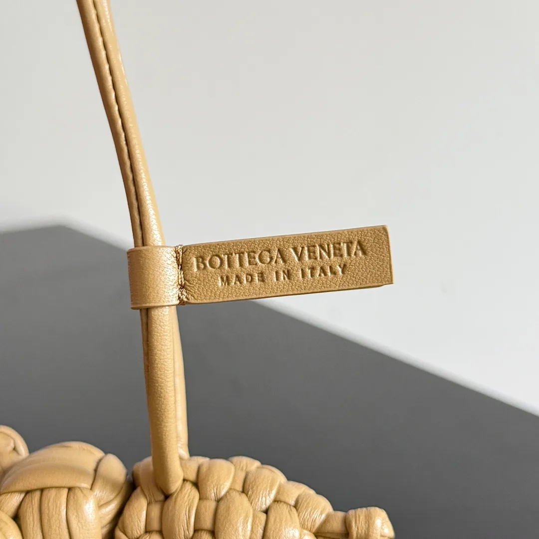 Ключницы Bottega Veneta 545994